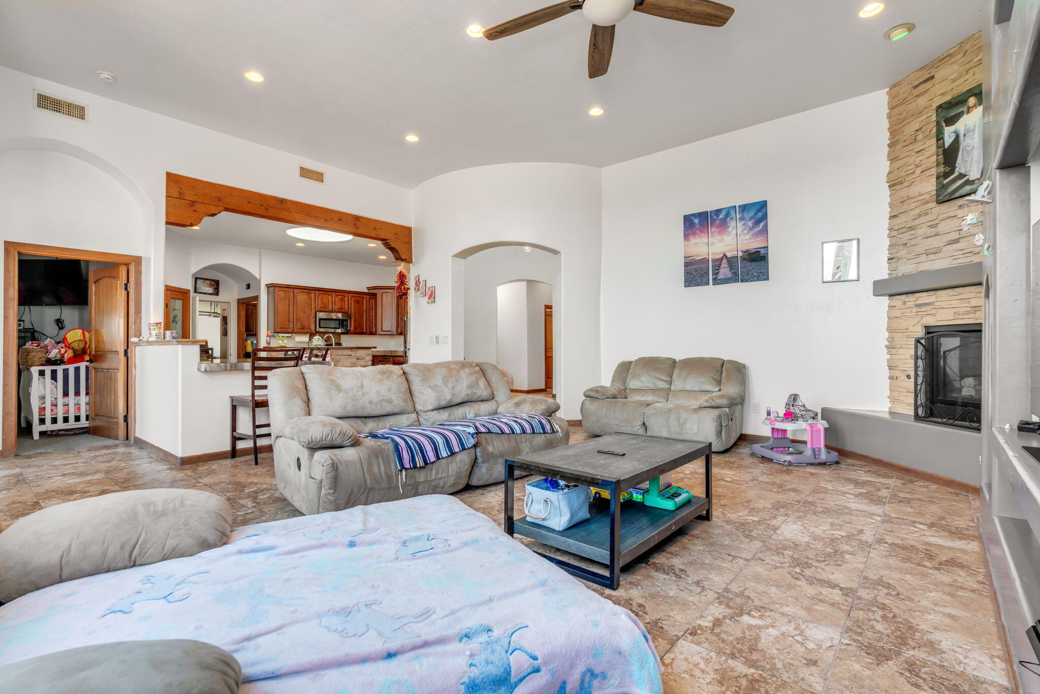 Photo 12 — 2820 Stapleton Avenue NE