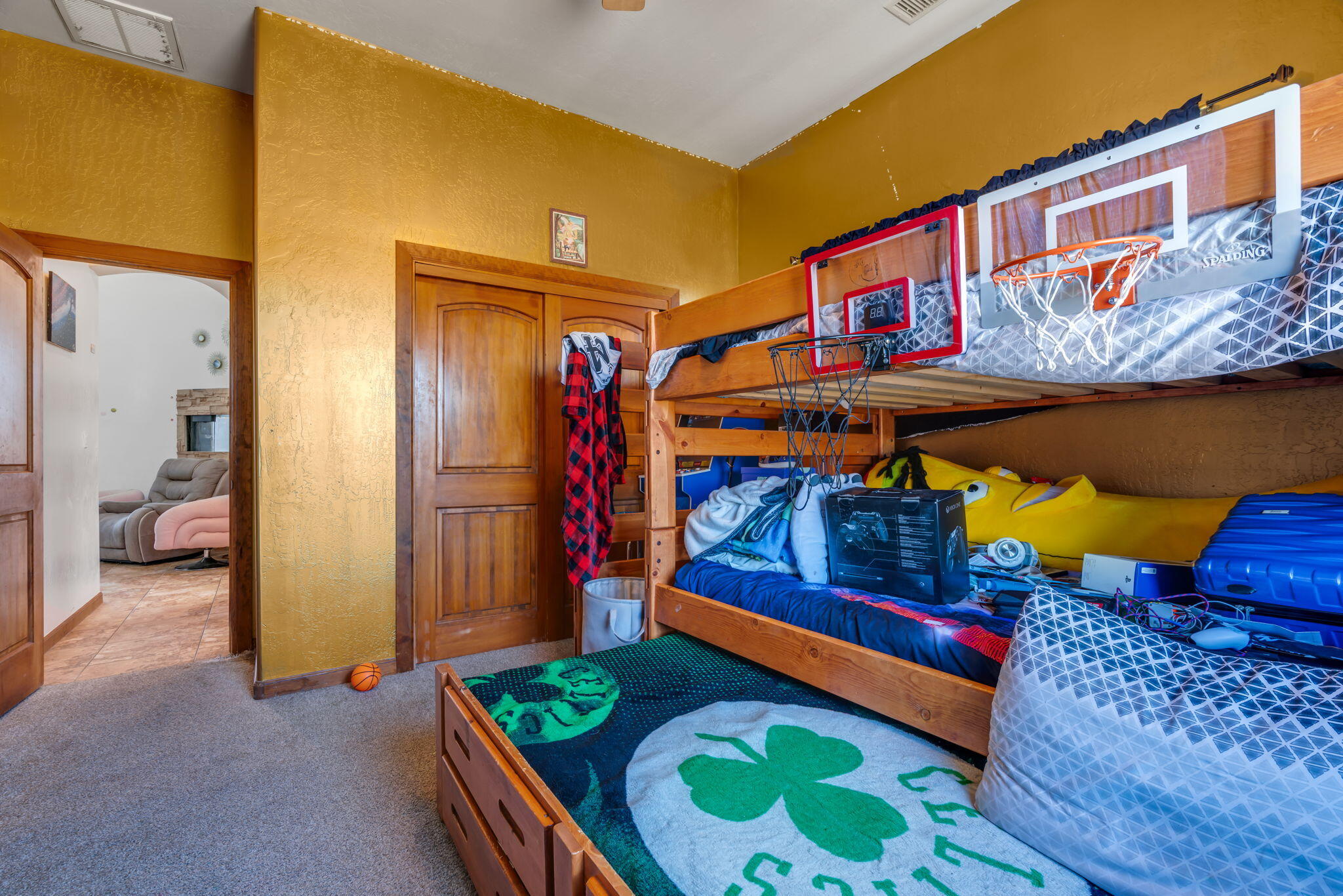 Photo 10 — 2820 Stapleton Avenue NE