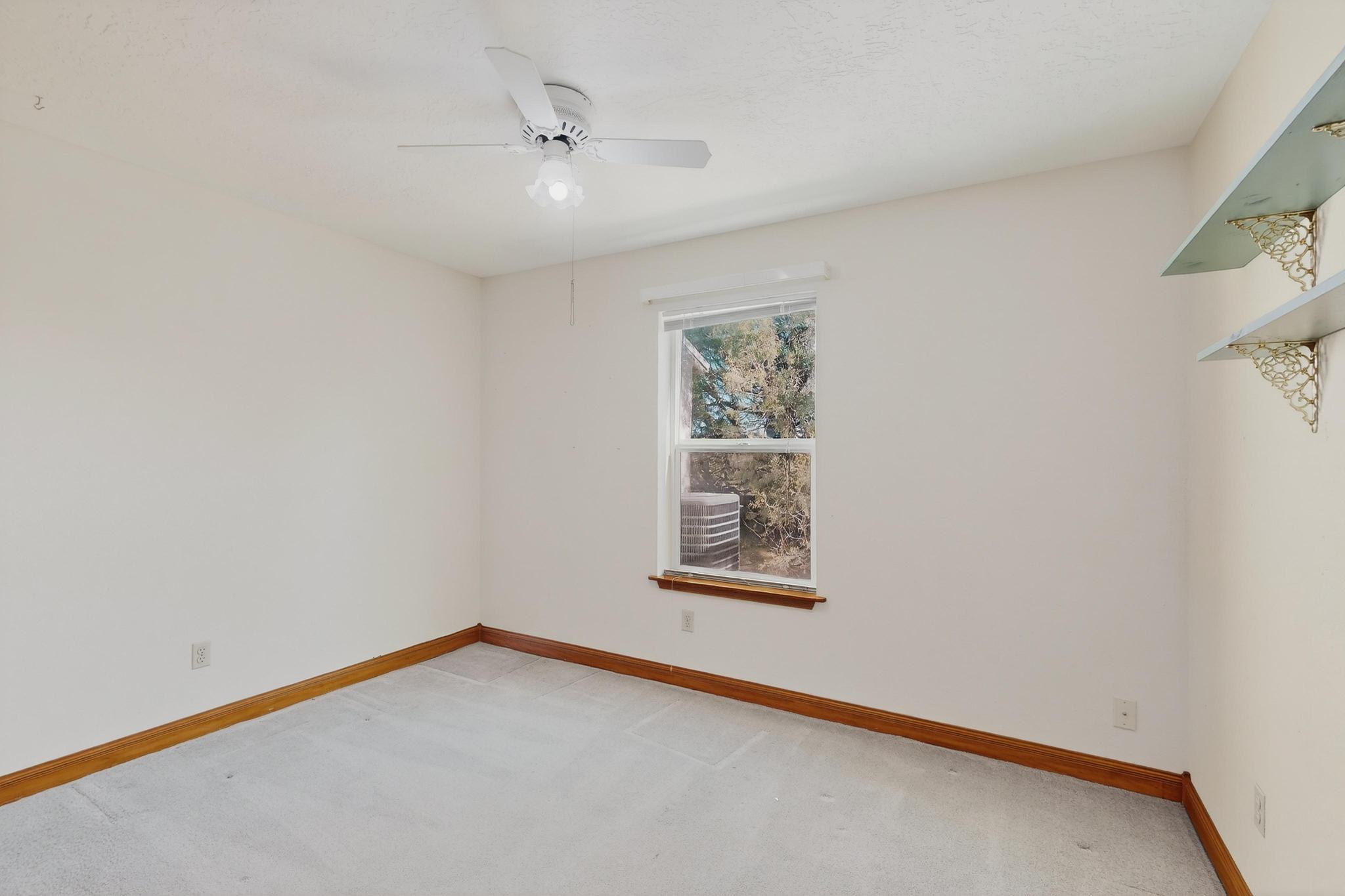 Photo 13 — 26 Juniper Hill Loop