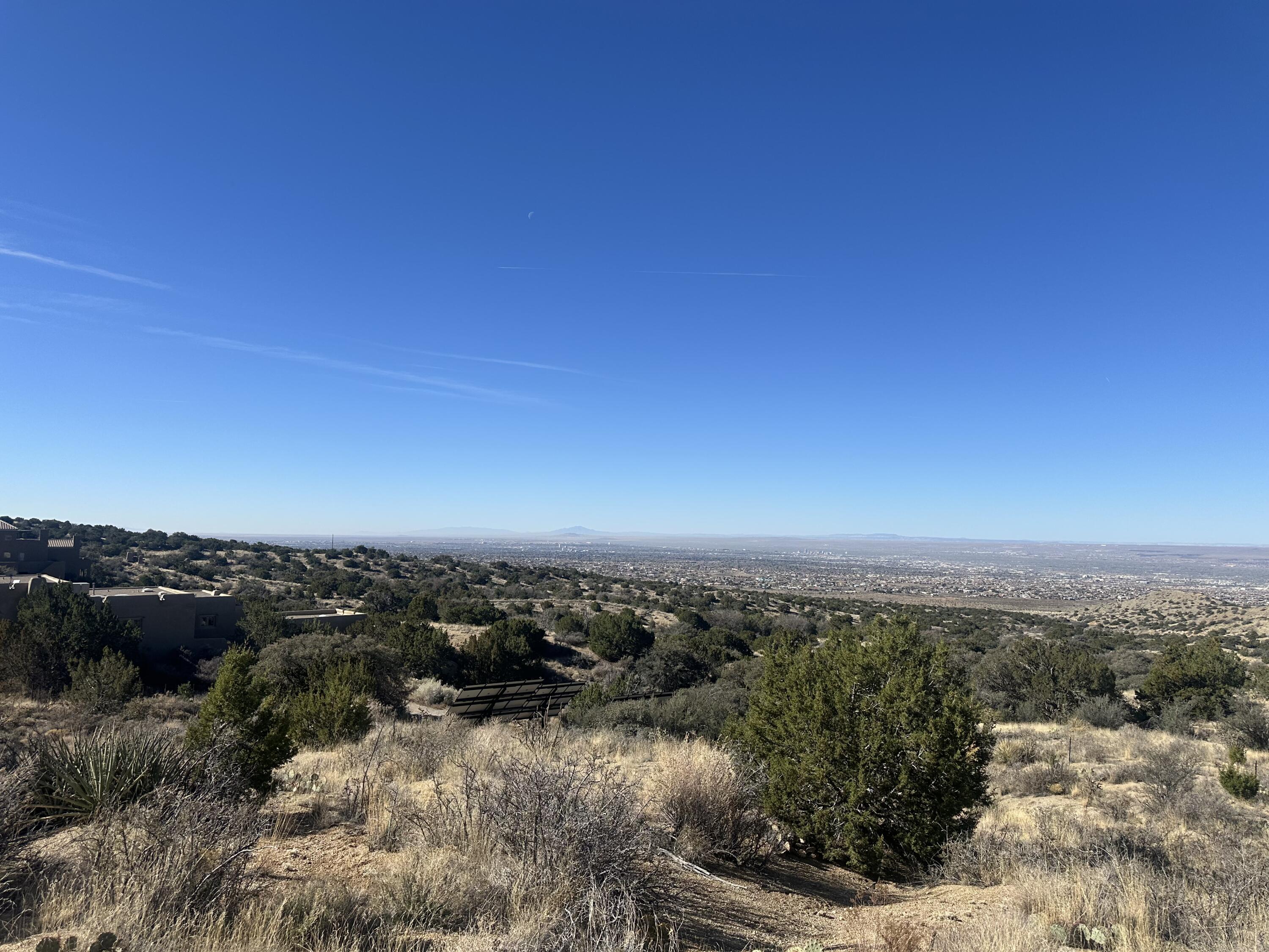 Photo 6 — 28 Tierra Monte Drive NE