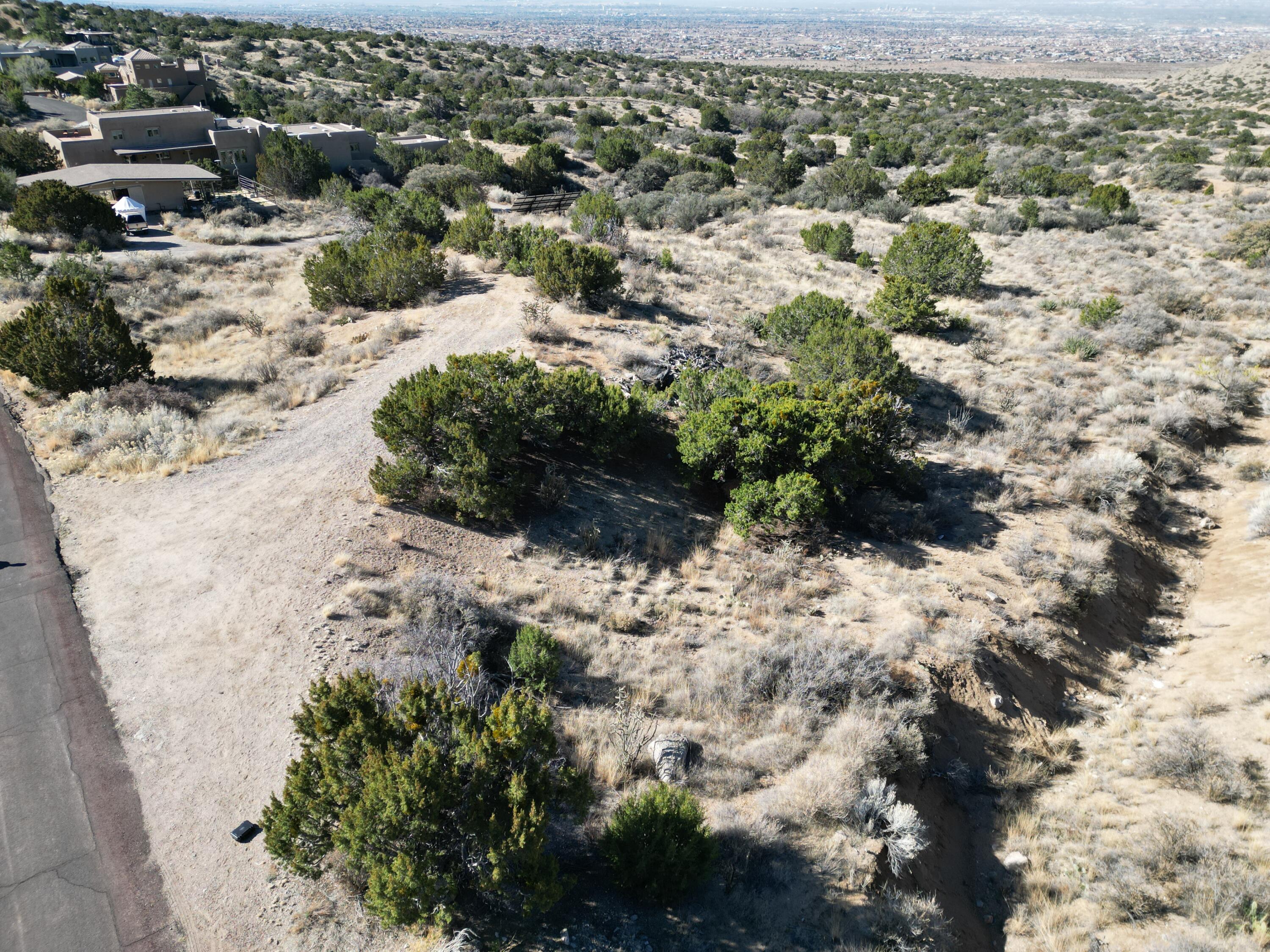 Photo 9 — 28 Tierra Monte Drive NE