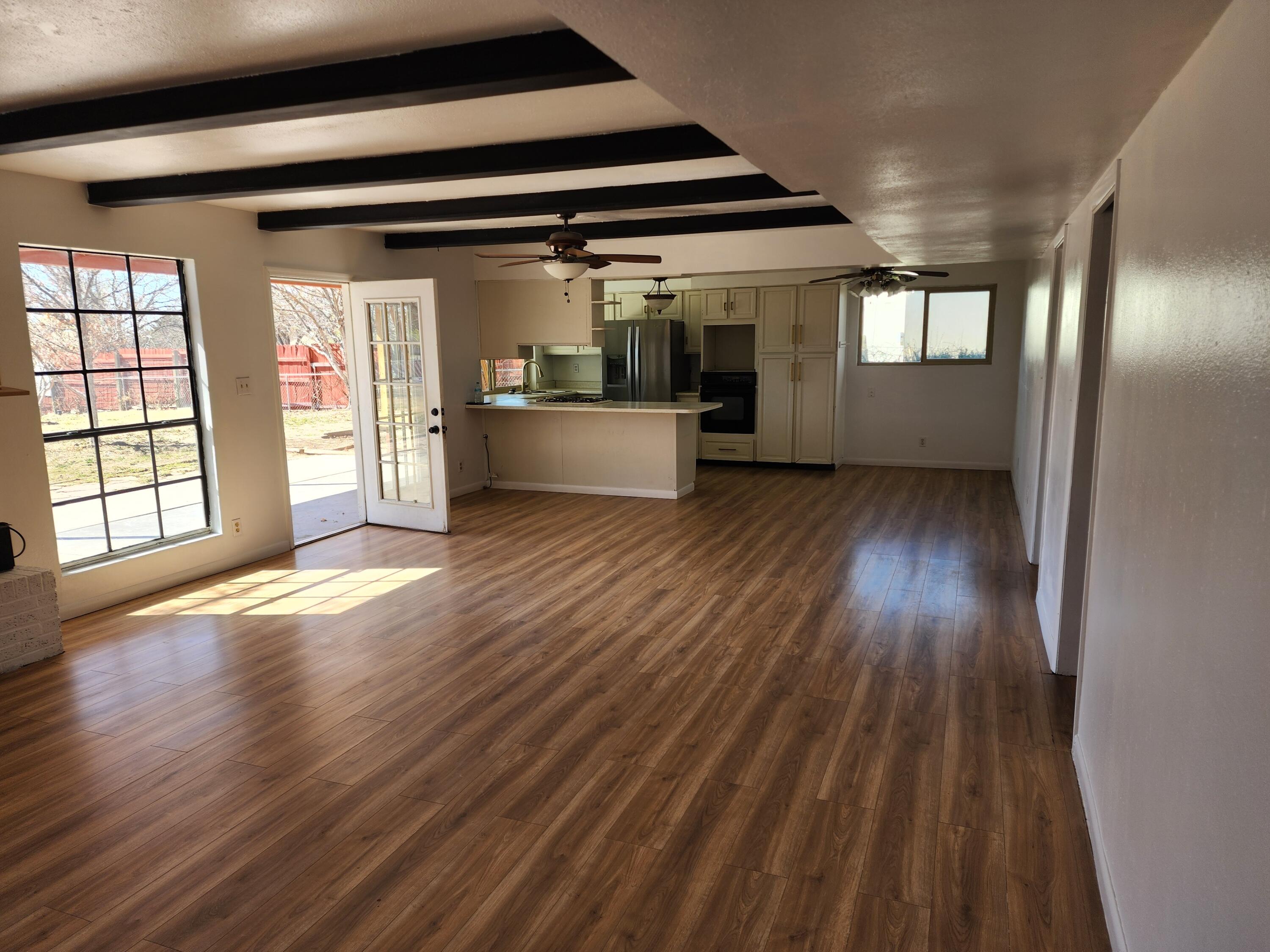 Photo 18 — 405 N Godfrey Avenue