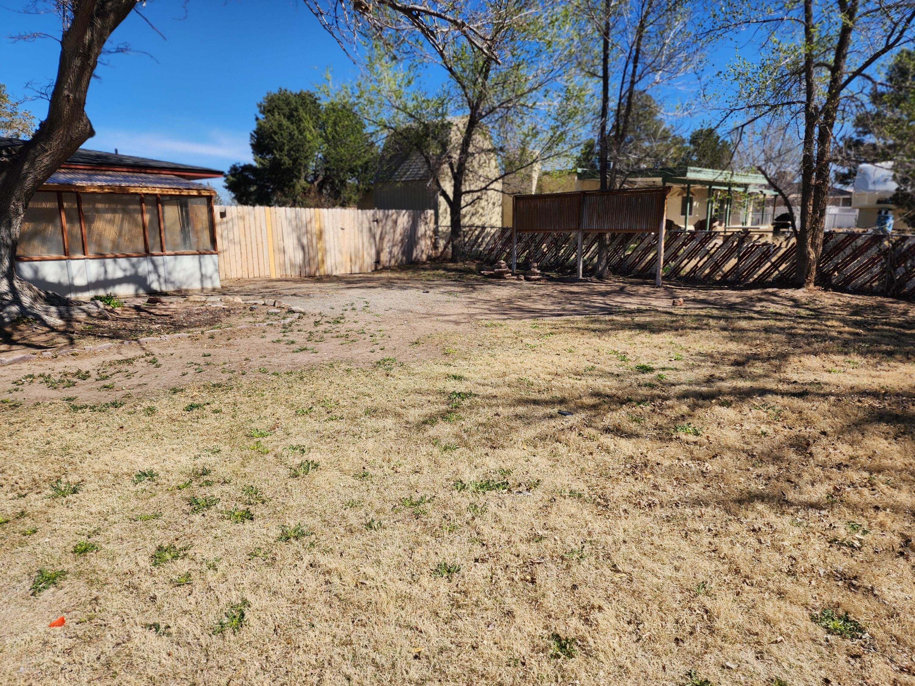 Photo 3 — 405 N Godfrey Avenue
