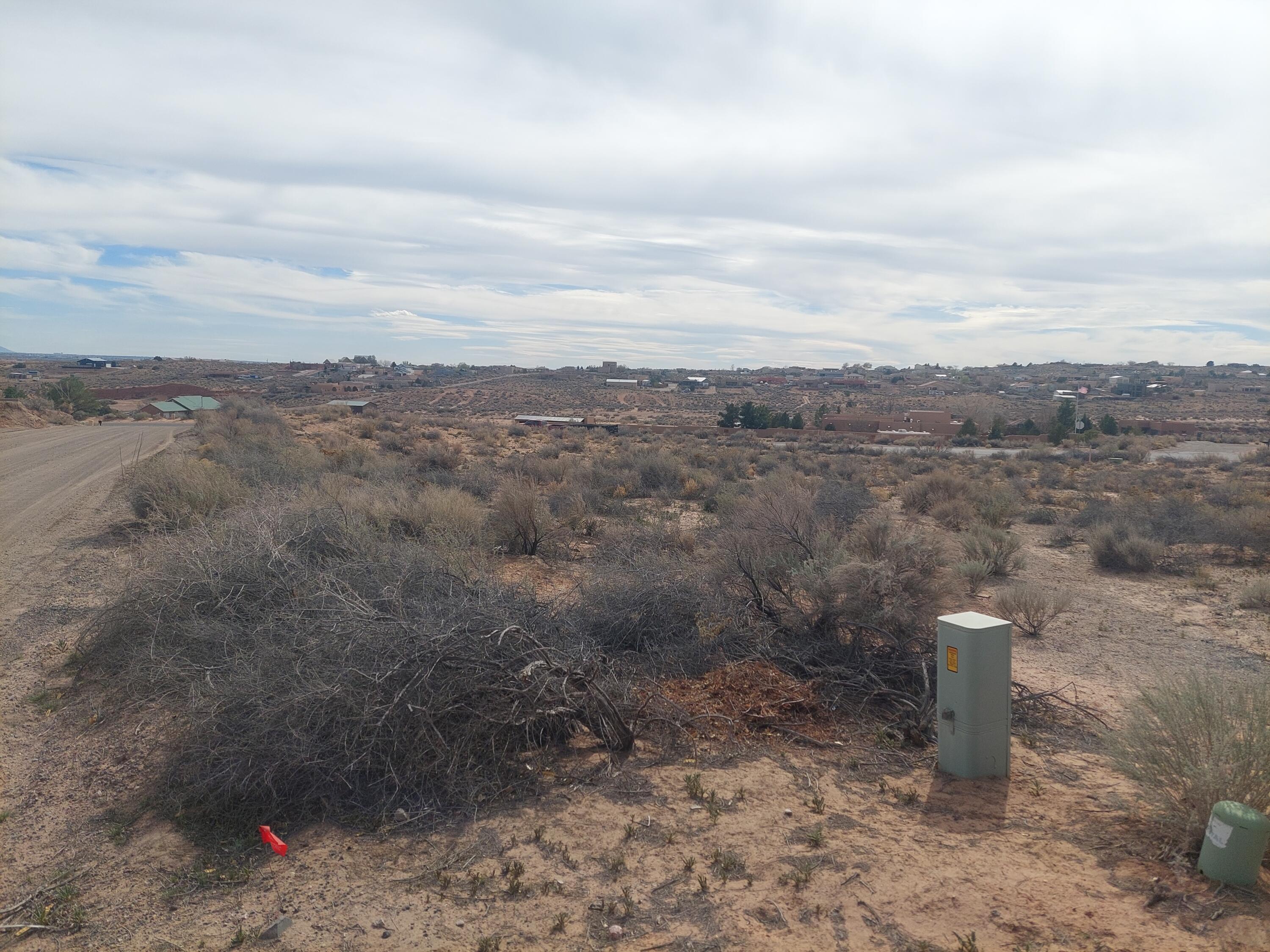 Photo 13 — 2015 San Pablo Road NE