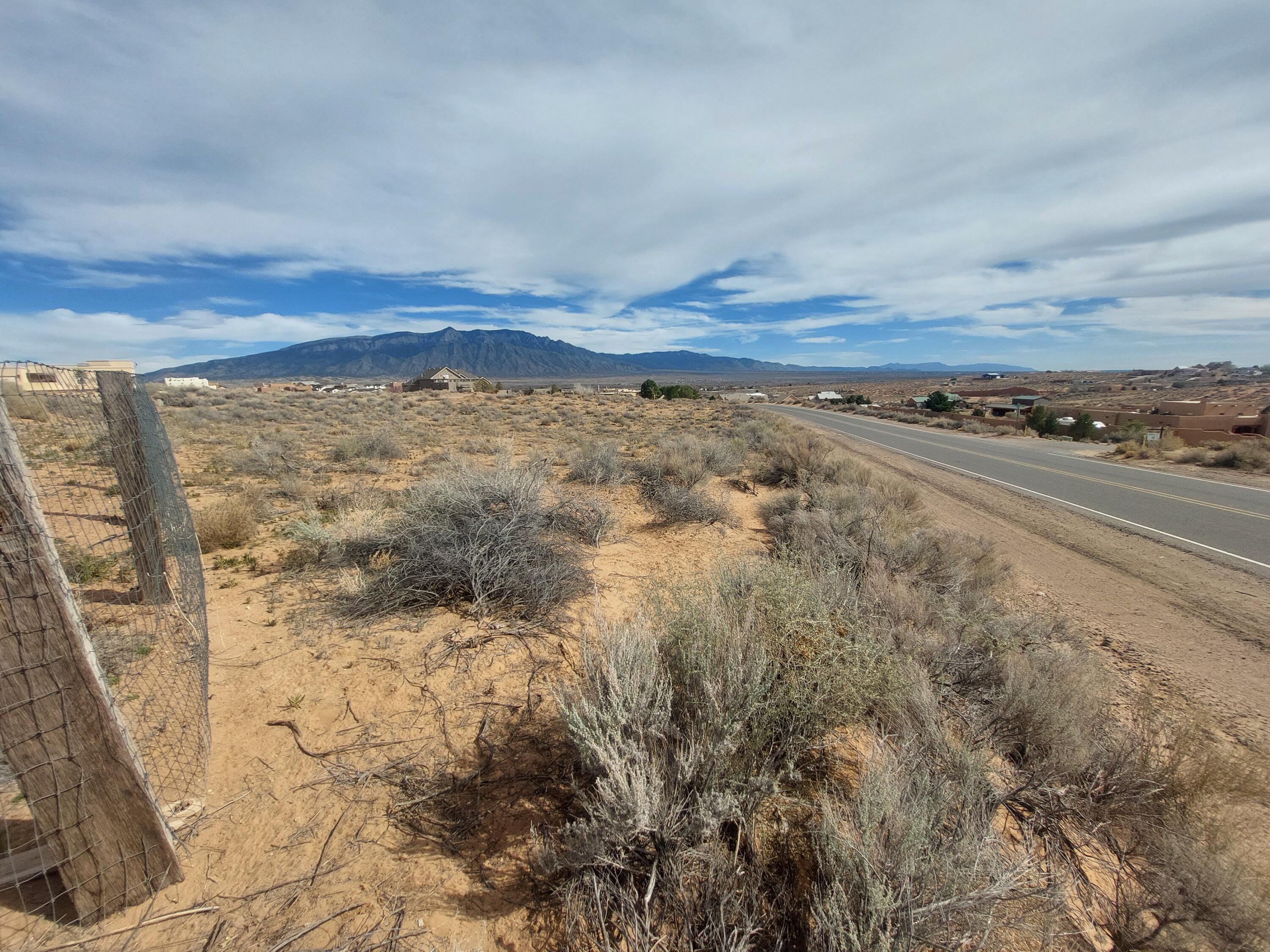 Photo 11 — 2015 San Pablo Road NE