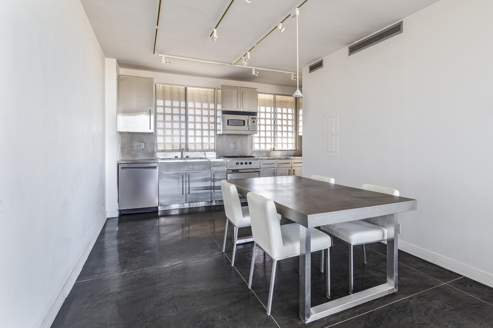 Photo 15 — 600 Alcalde Place SW 7B