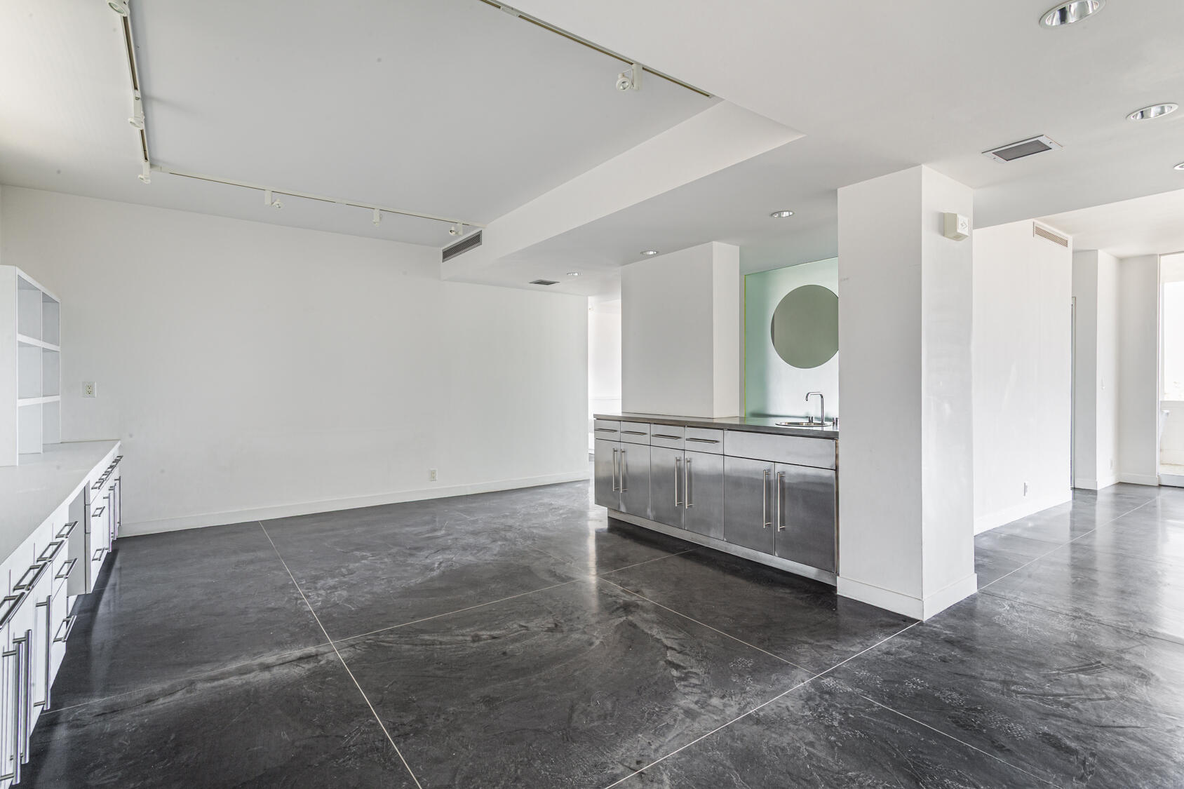 Photo 7 — 600 Alcalde Place SW 7B