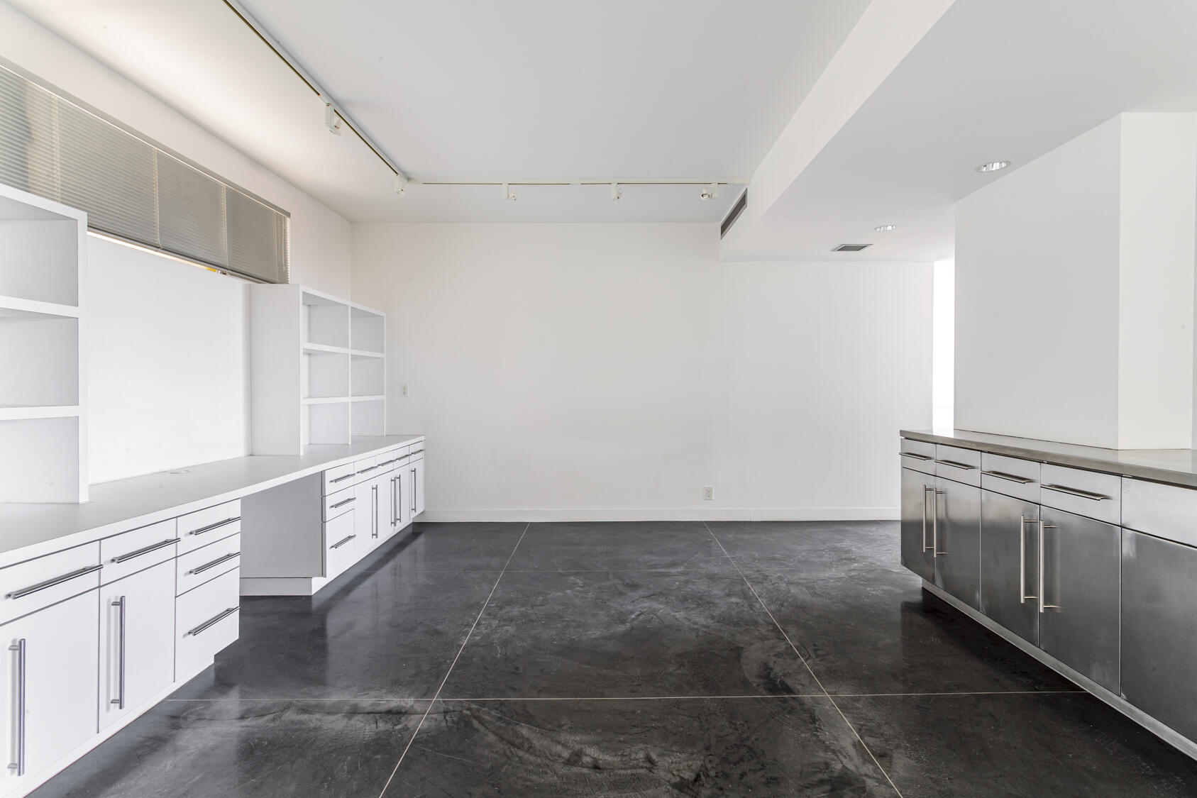 Photo 8 — 600 Alcalde Place SW 7B