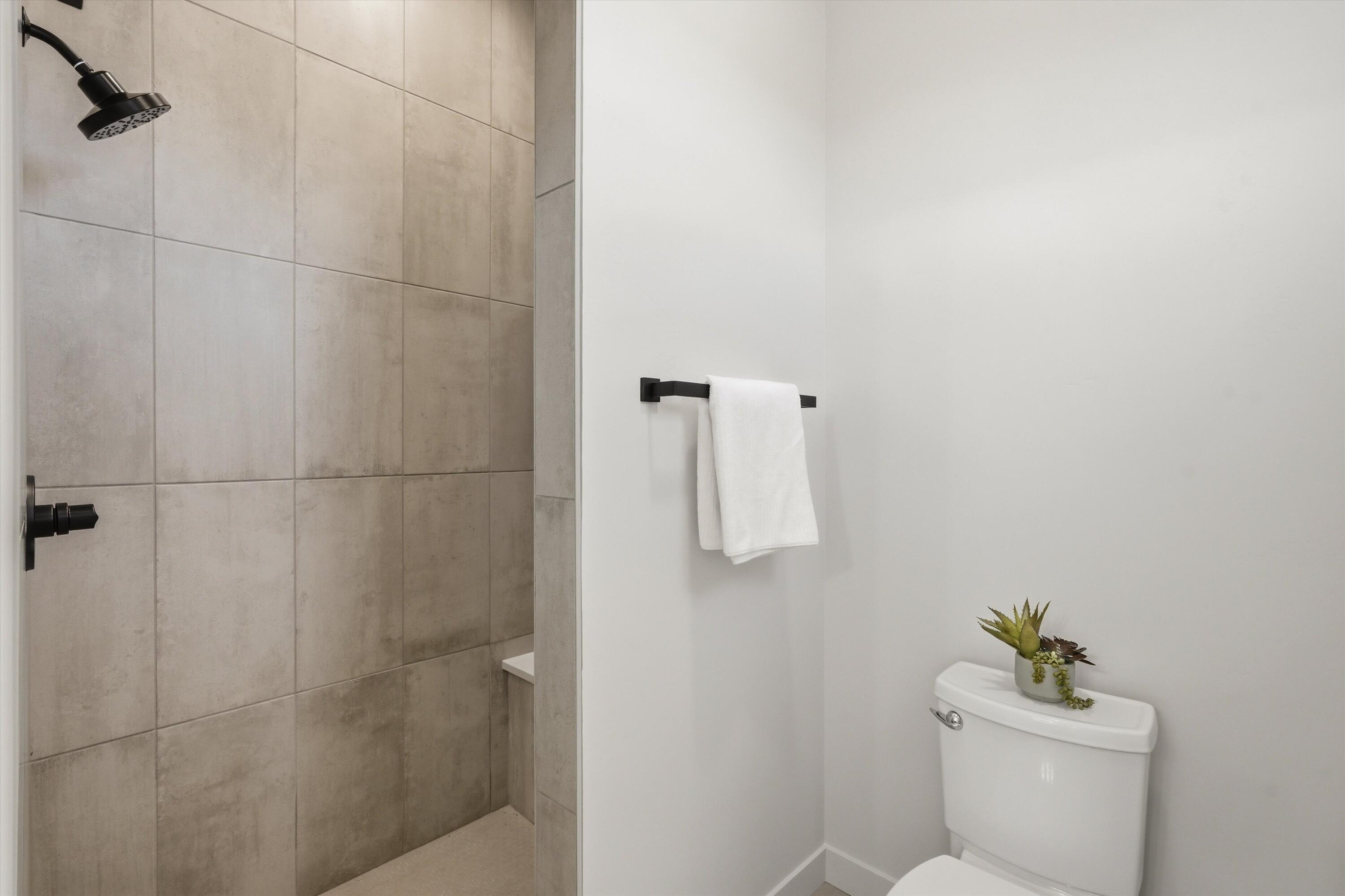 Photo 12 — 2608 Abrazo Road NE