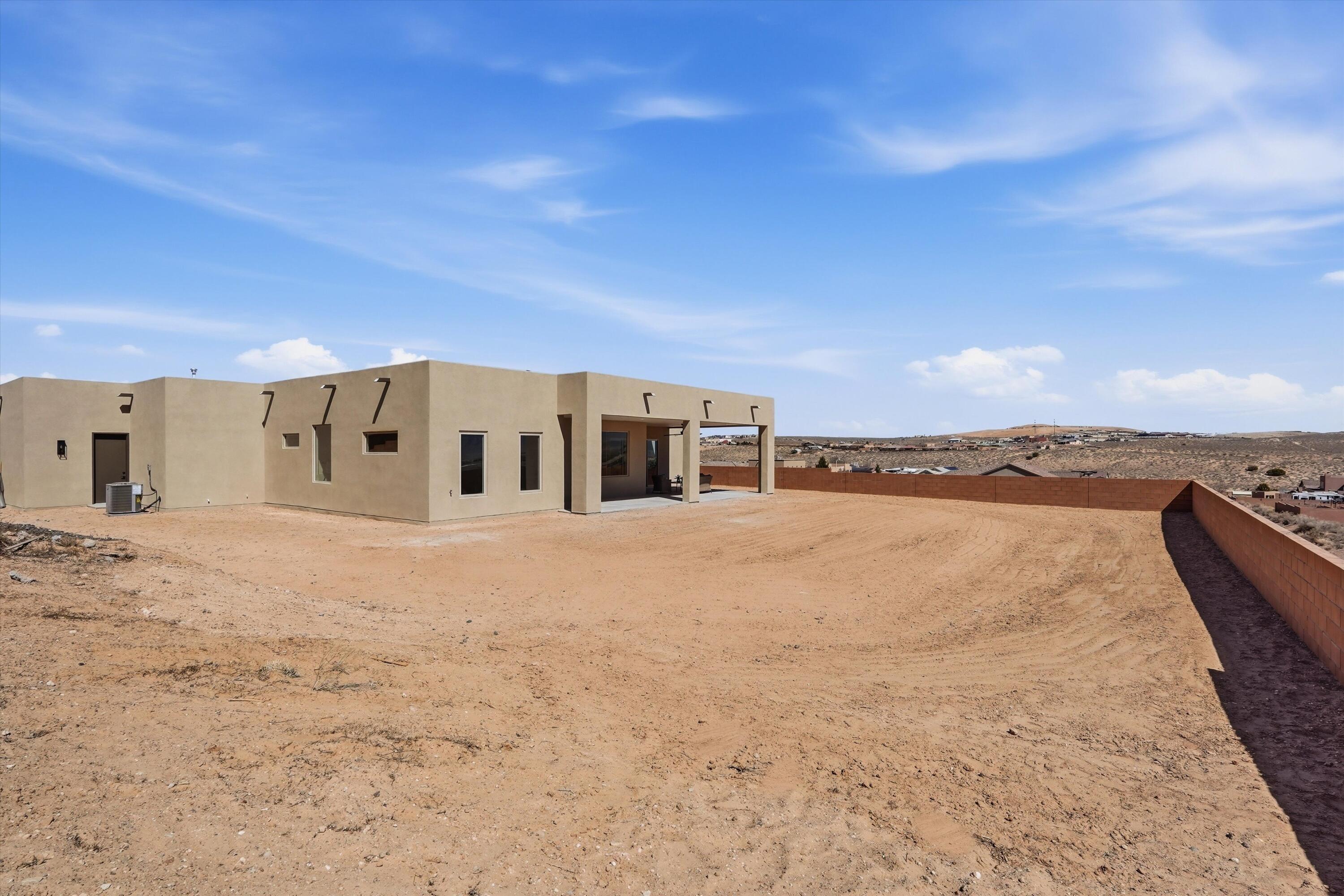 Photo 7 — 2608 Abrazo Road NE