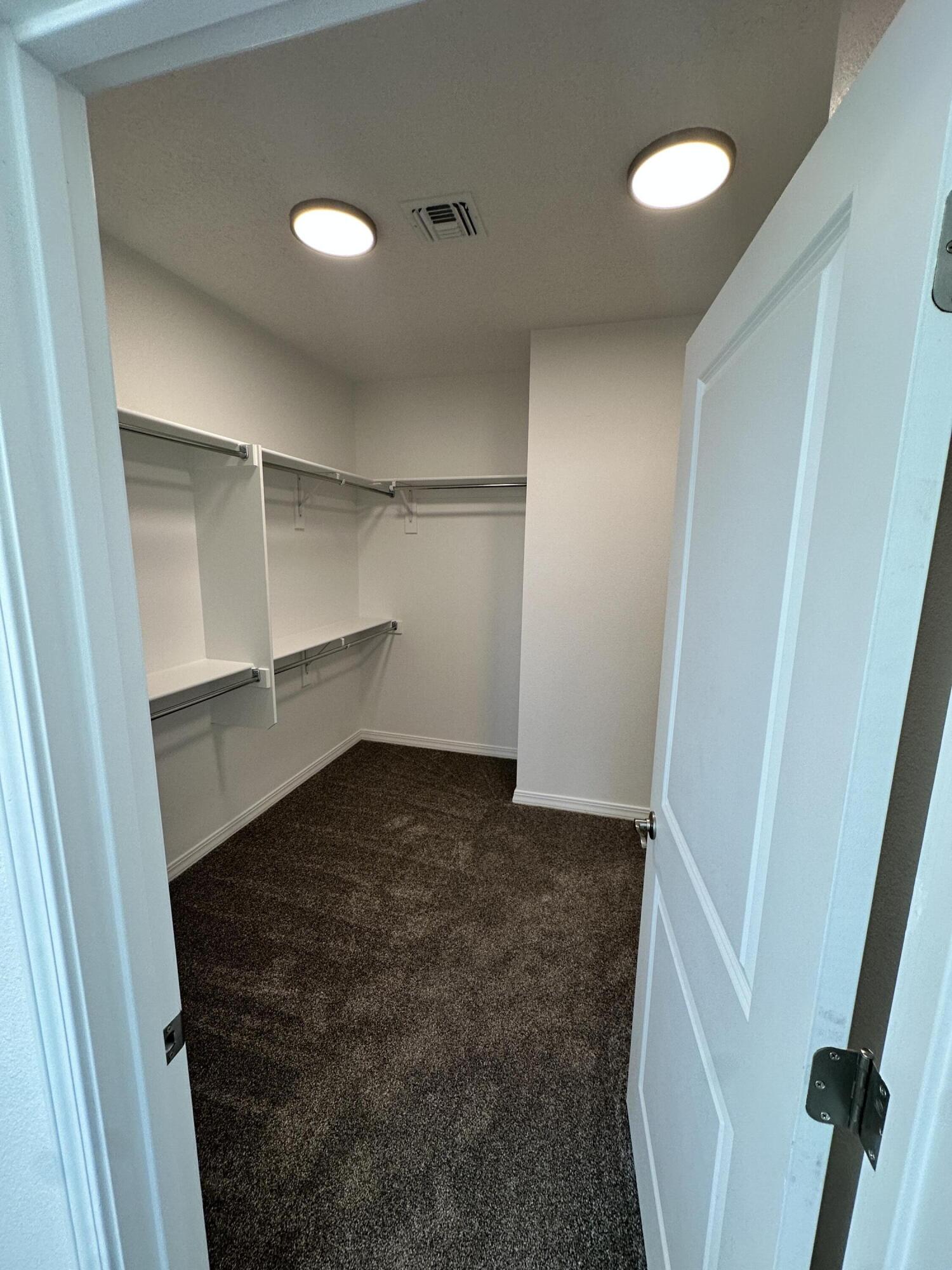 Photo 8 — 1640 Valle De Colores Road NW