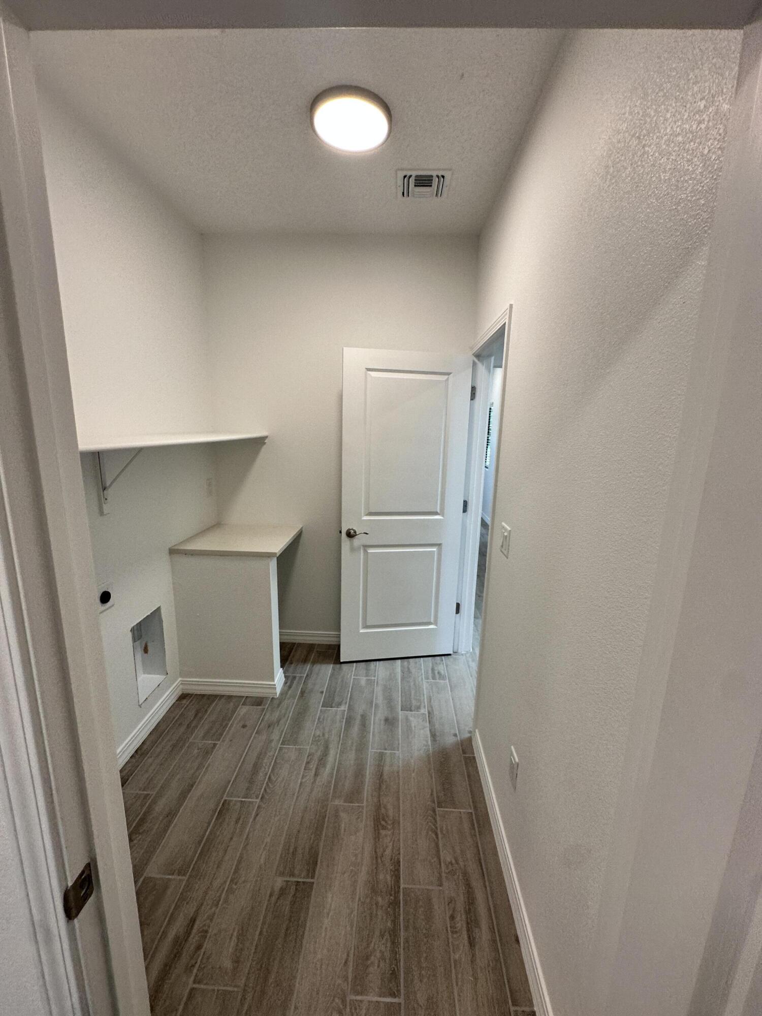 Photo 6 — 1640 Valle De Colores Road NW