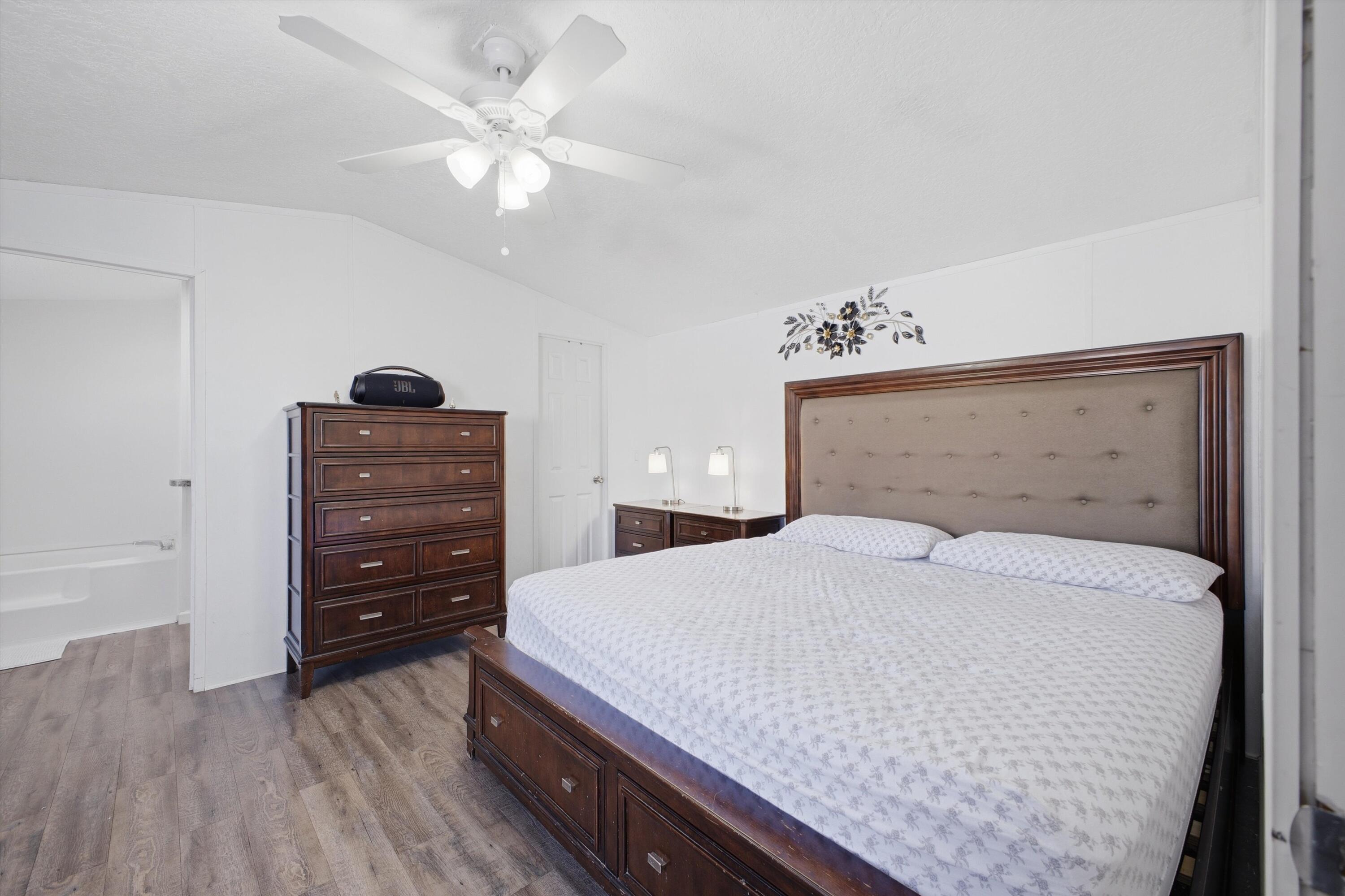 Photo 16 — 224 E Atrisco Vista Boulevard SW TRLR 1020