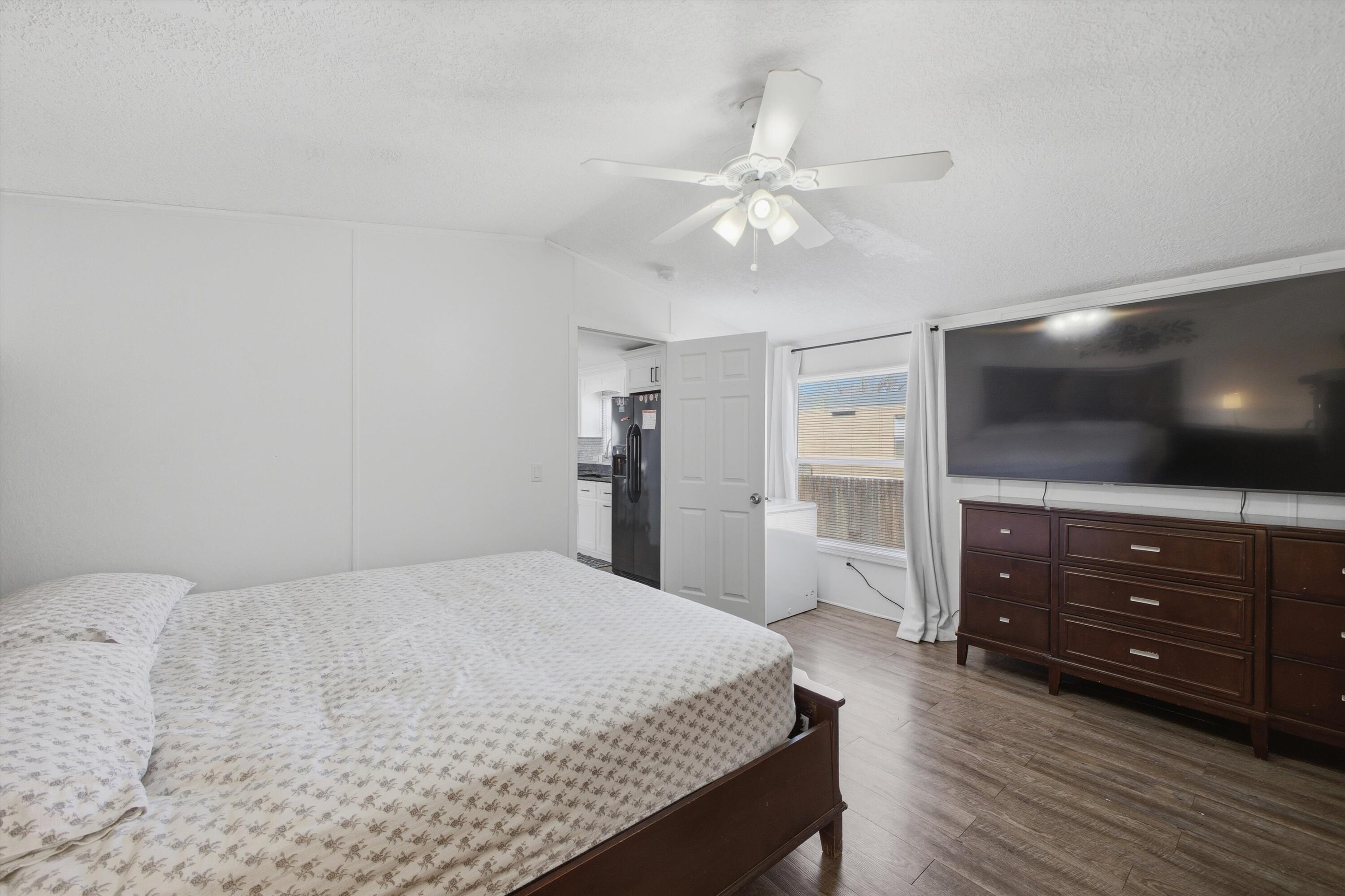 Photo 15 — 224 E Atrisco Vista Boulevard SW TRLR 1020