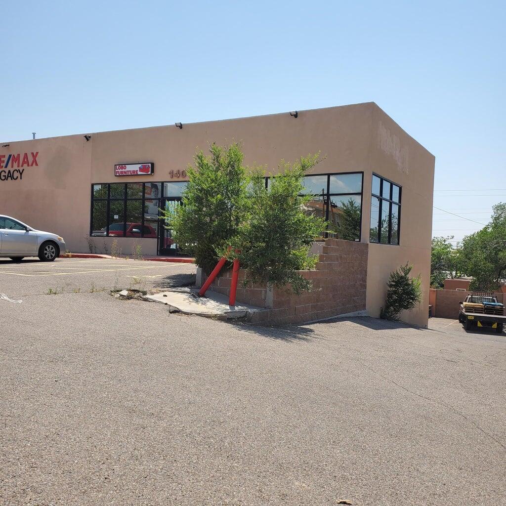 Photo 4 — 1401 Yale Boulevard SE