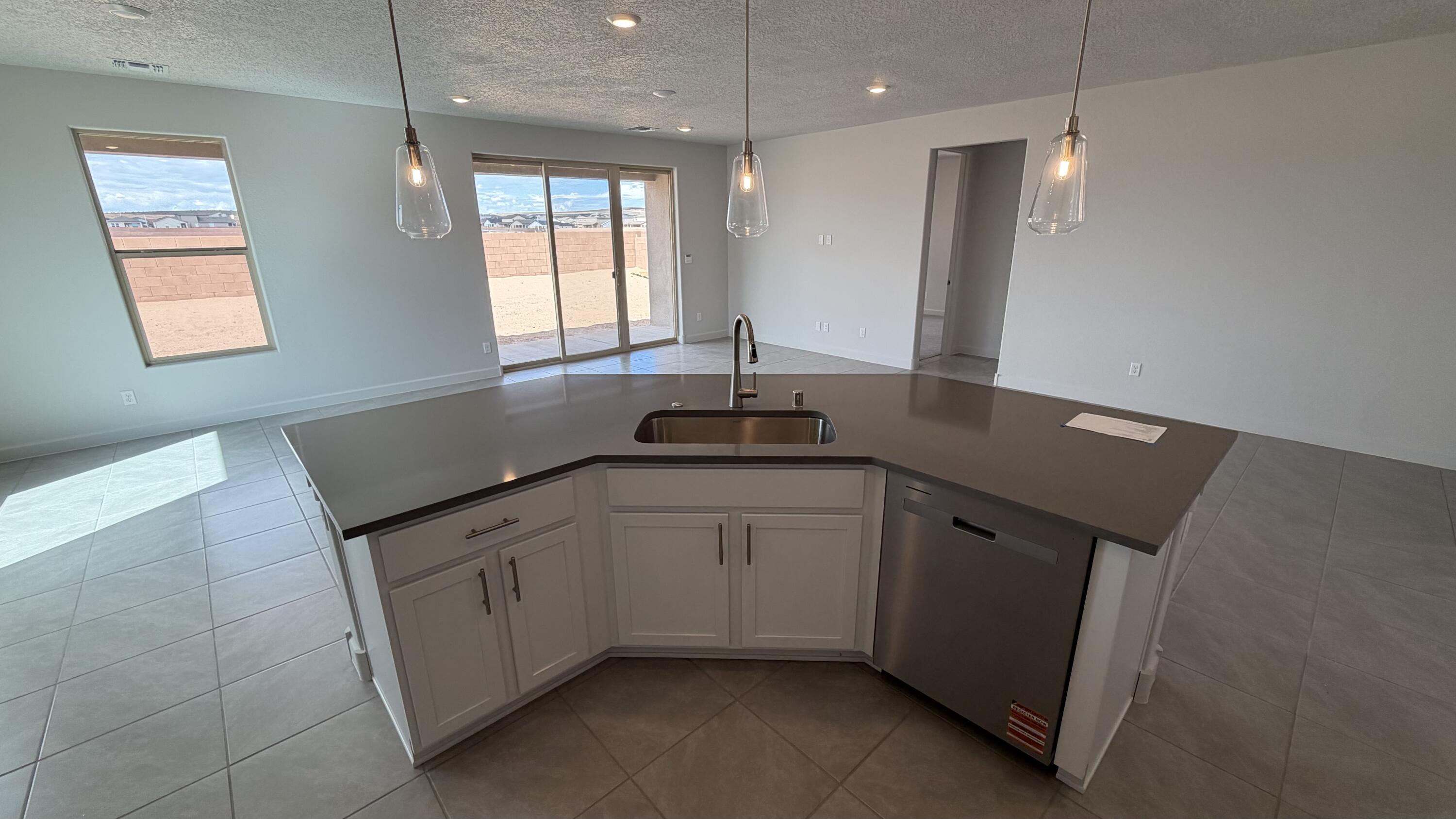 Photo 20 — 2443 Marble Avenue NE