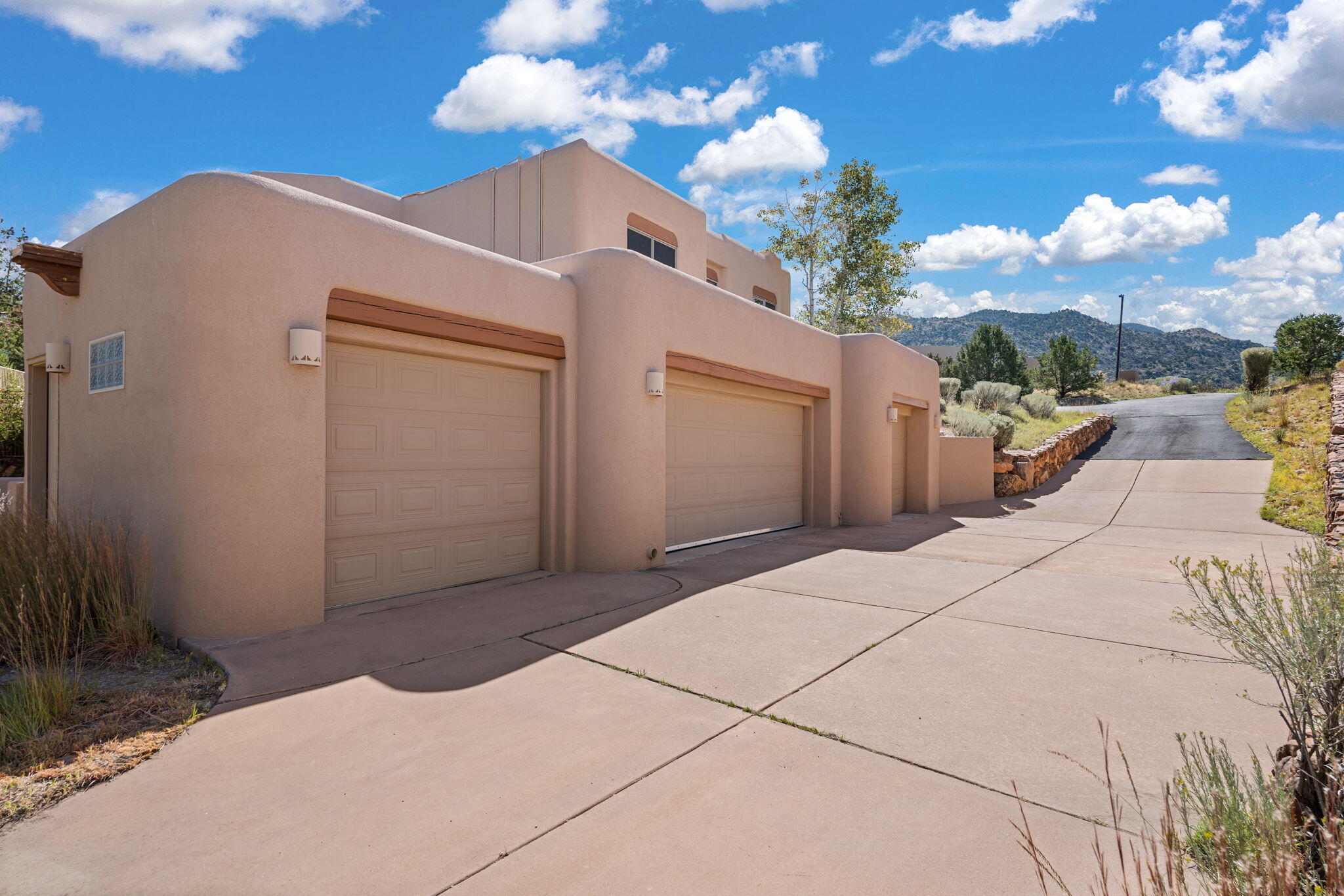 Photo 10 — 13723 Apache Plume Place NE