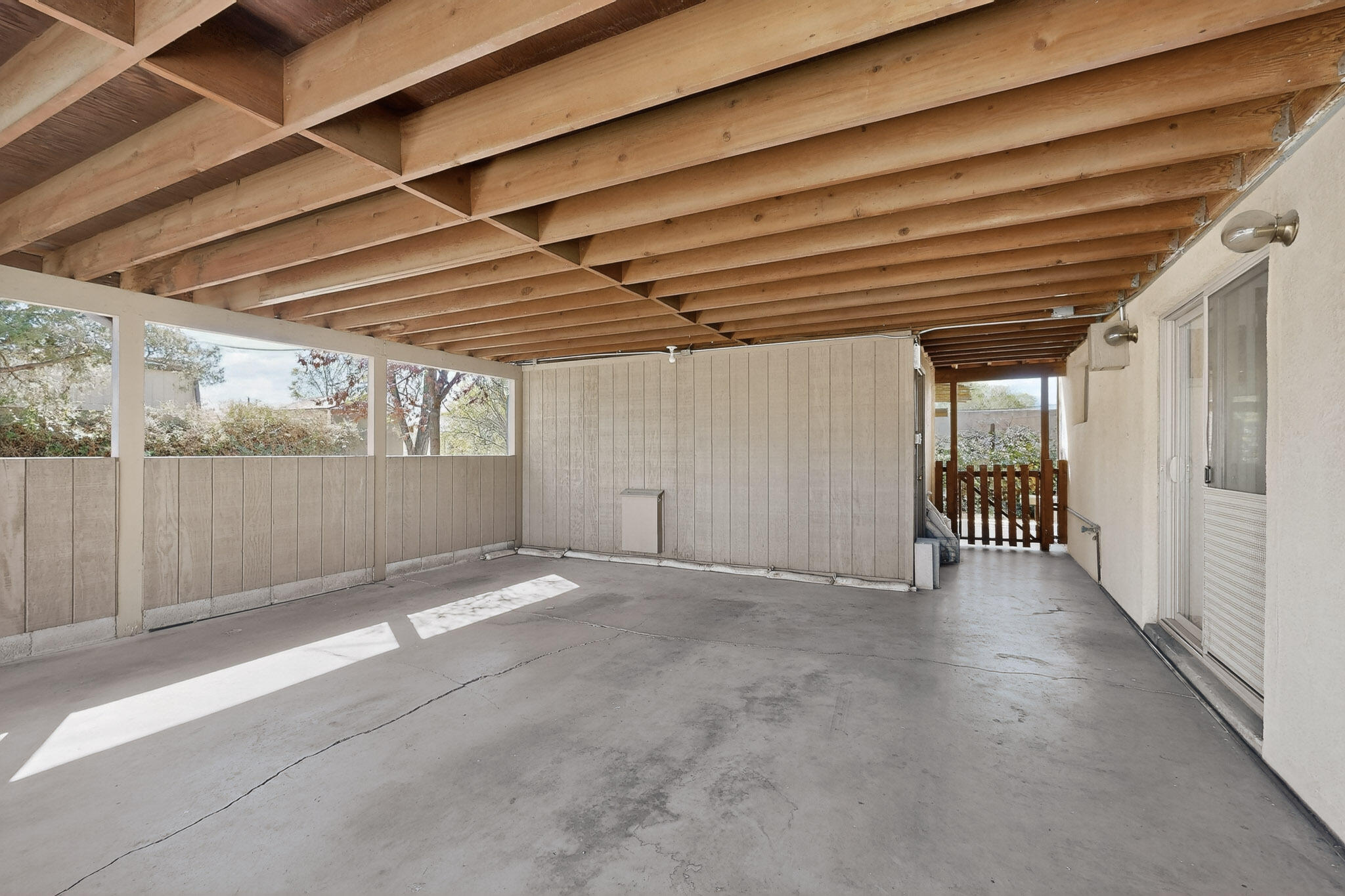Photo 11 — 4802 Constitution Avenue NE
