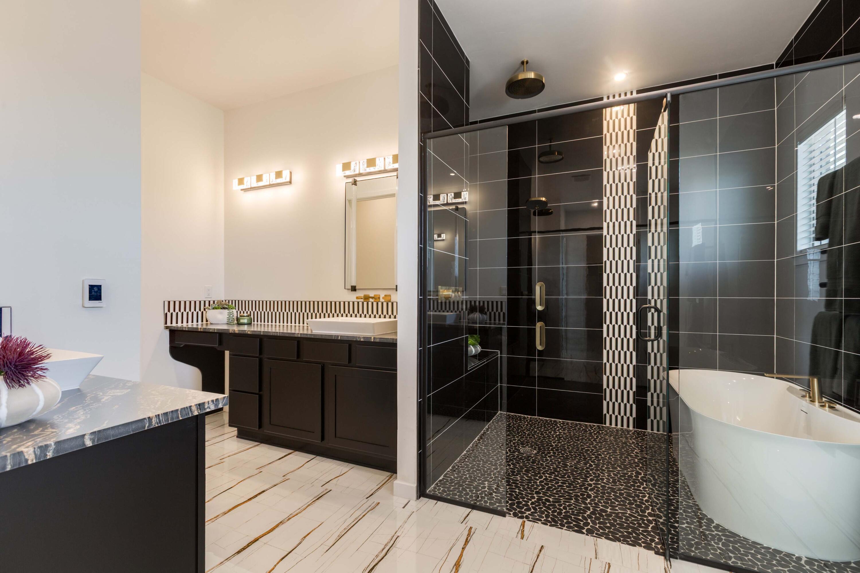 Photo 18 — 6820 Quivira Drive NW