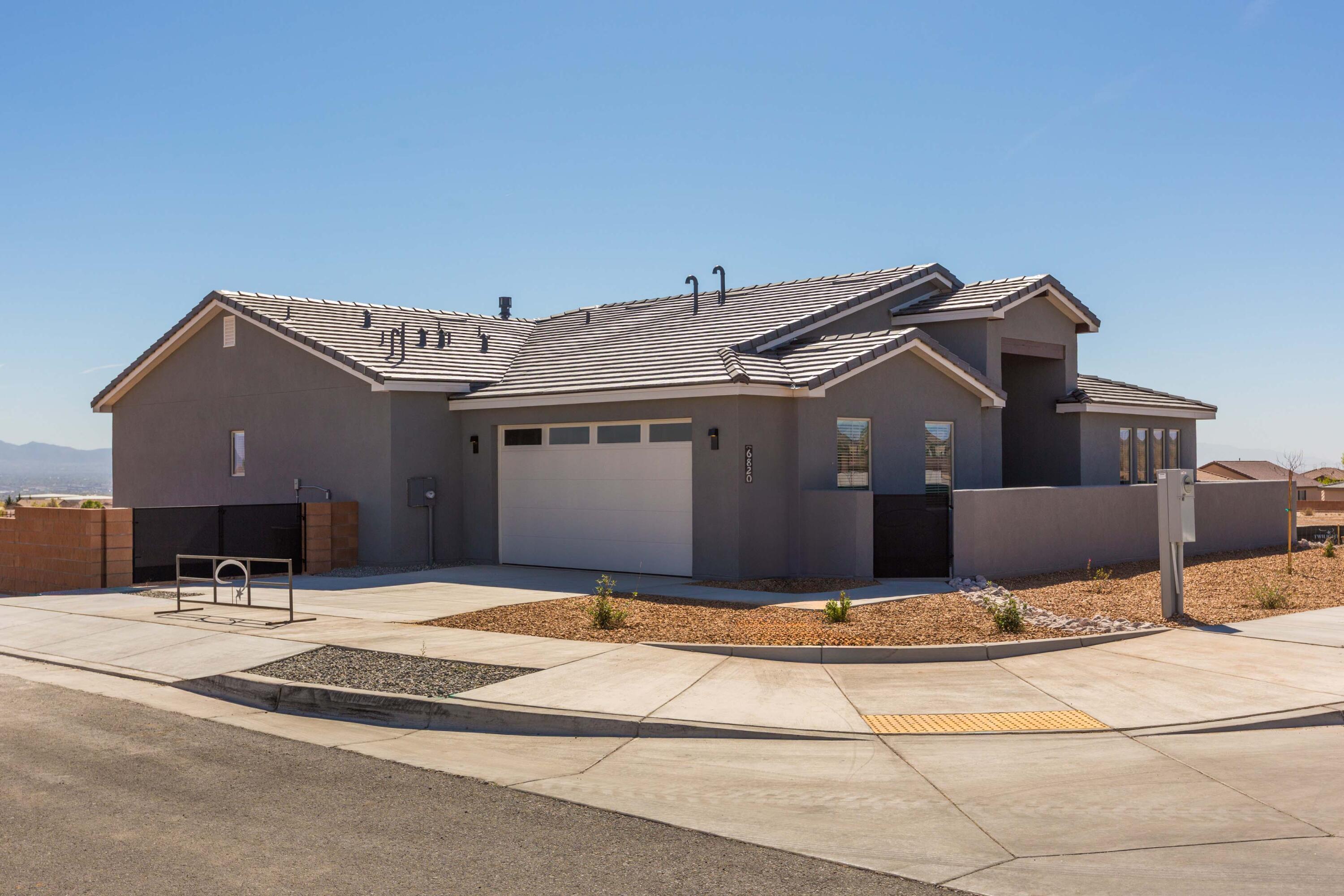 Photo 2 — 6820 Quivira Drive NW