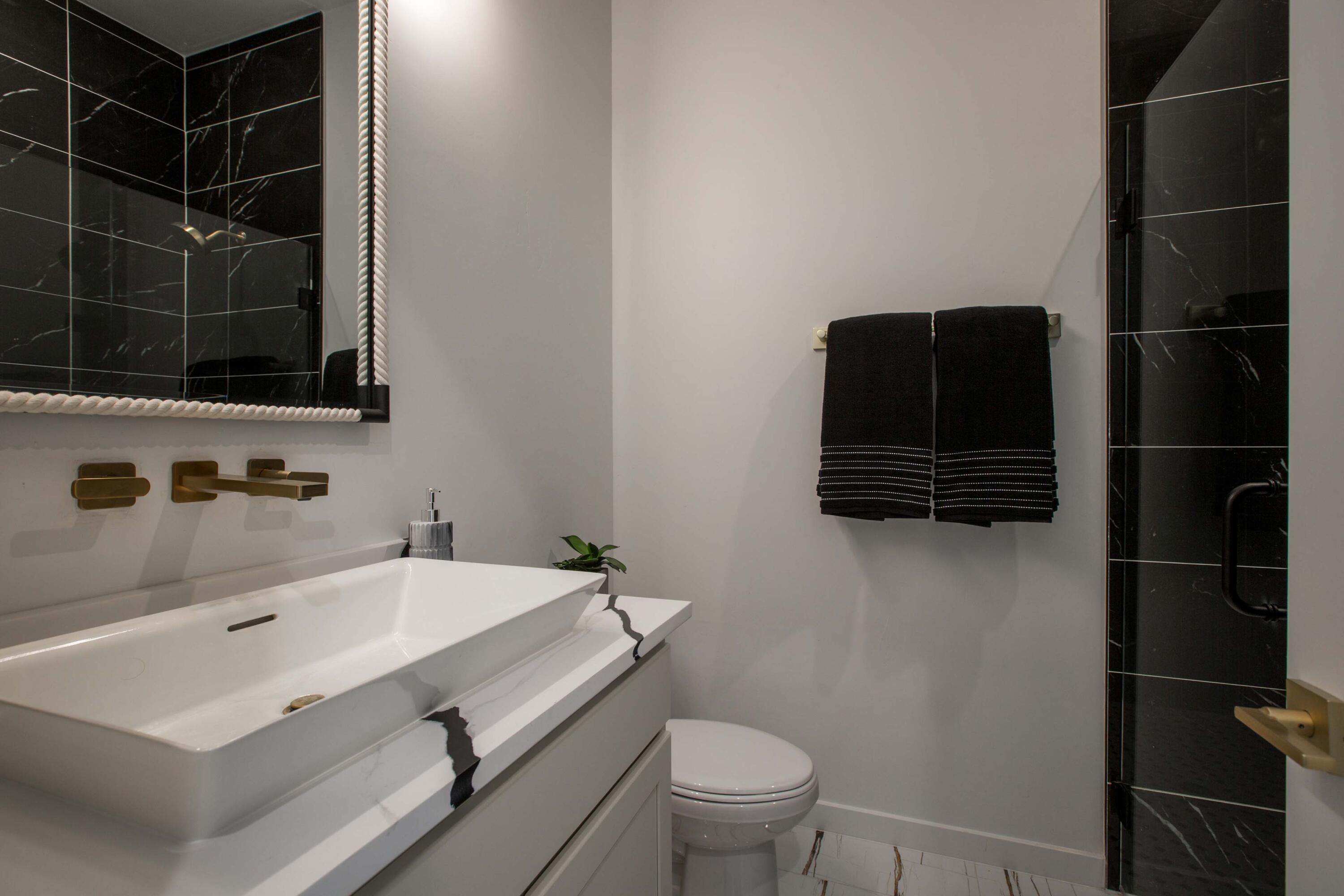 Photo 5 — 6820 Quivira Drive NW