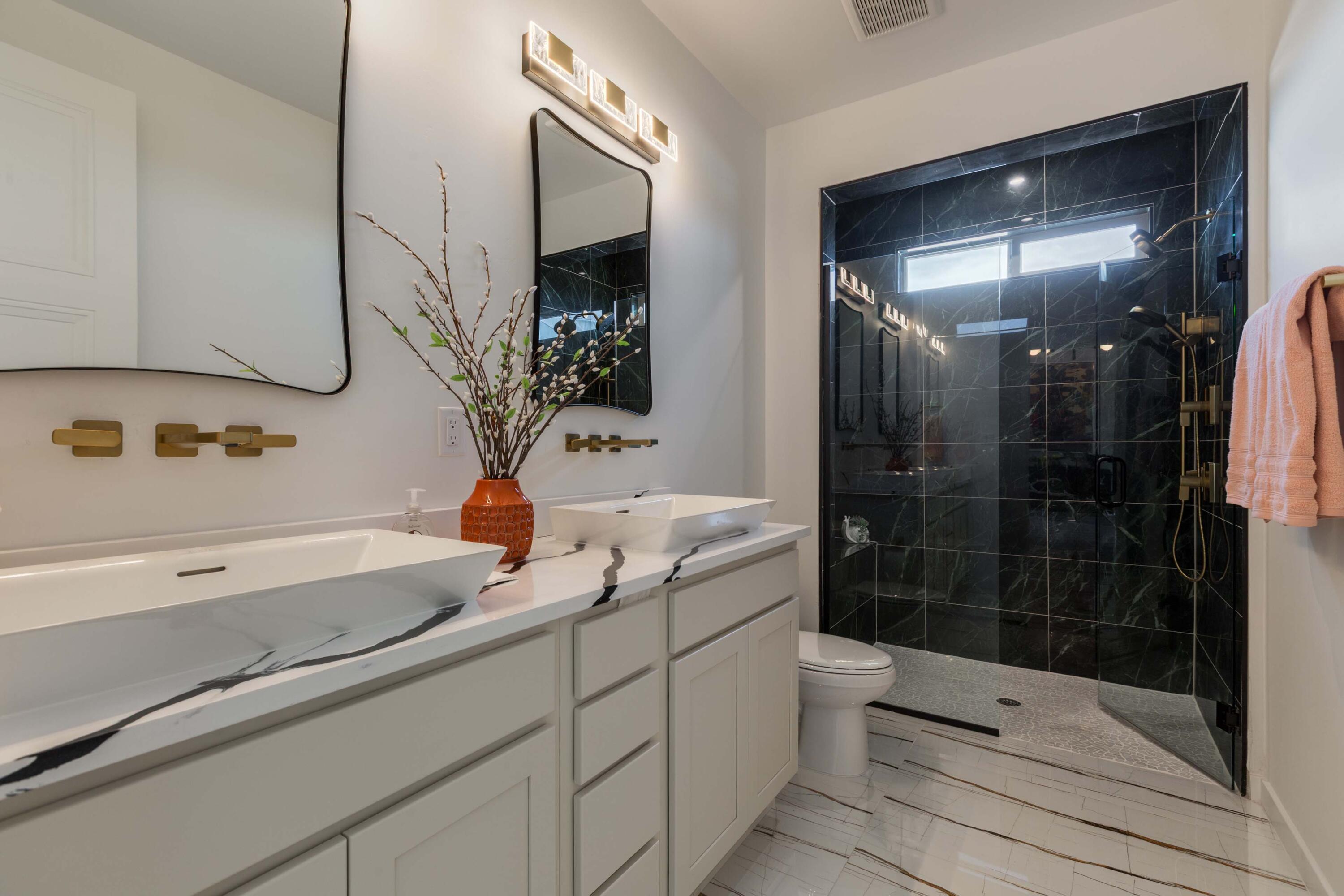 Photo 6 — 6820 Quivira Drive NW
