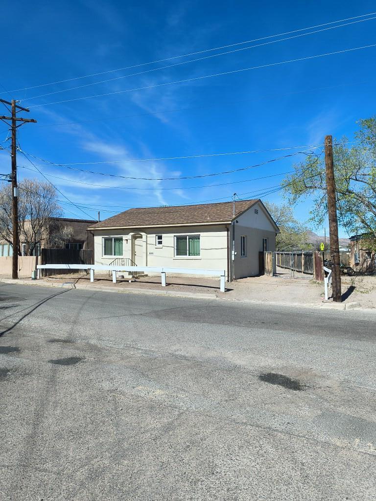 335 Mt. Carmel Avenue, Socorro, NM 87801