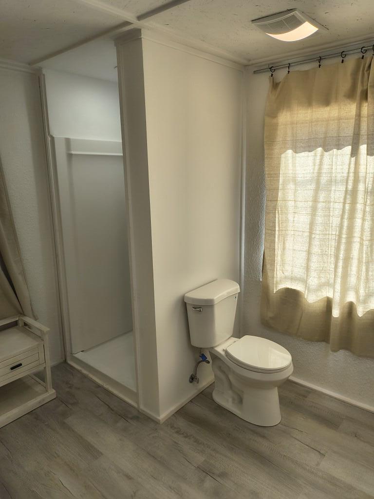 Photo 12 — 335 Mt. Carmel Avenue