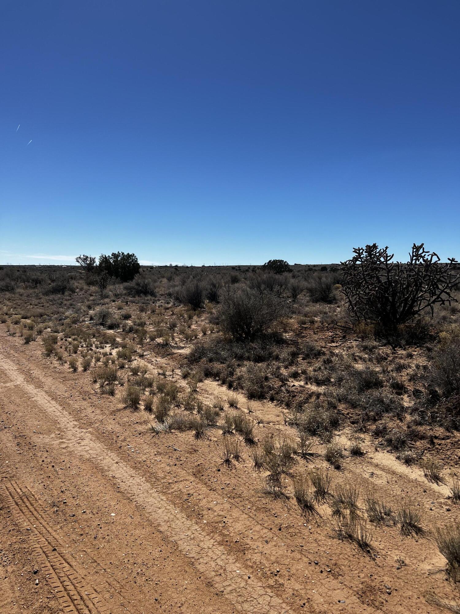  27th Road SW, Rio Rancho, NM 87124