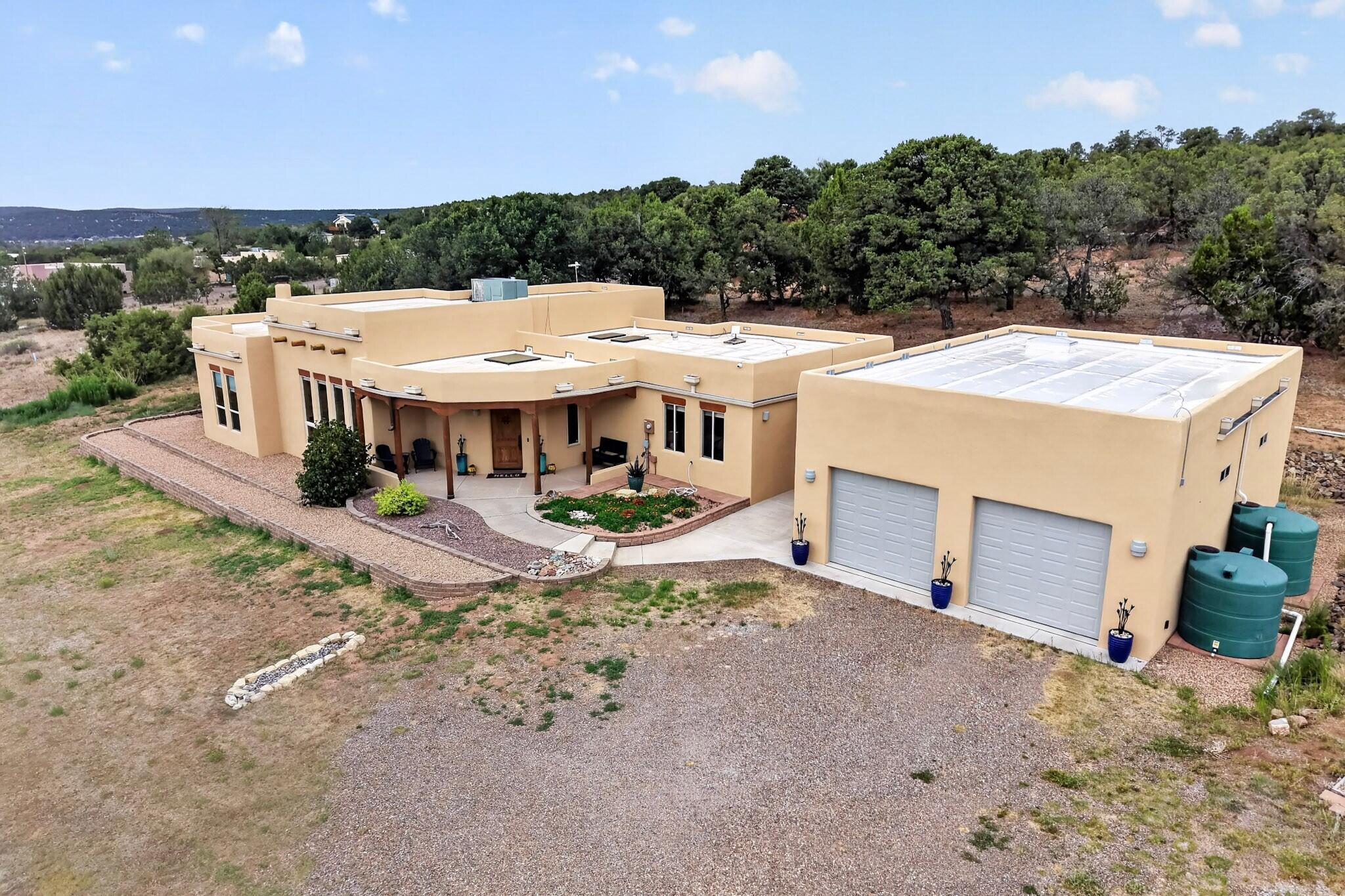 Photo 3 — 6 Naomi Drive