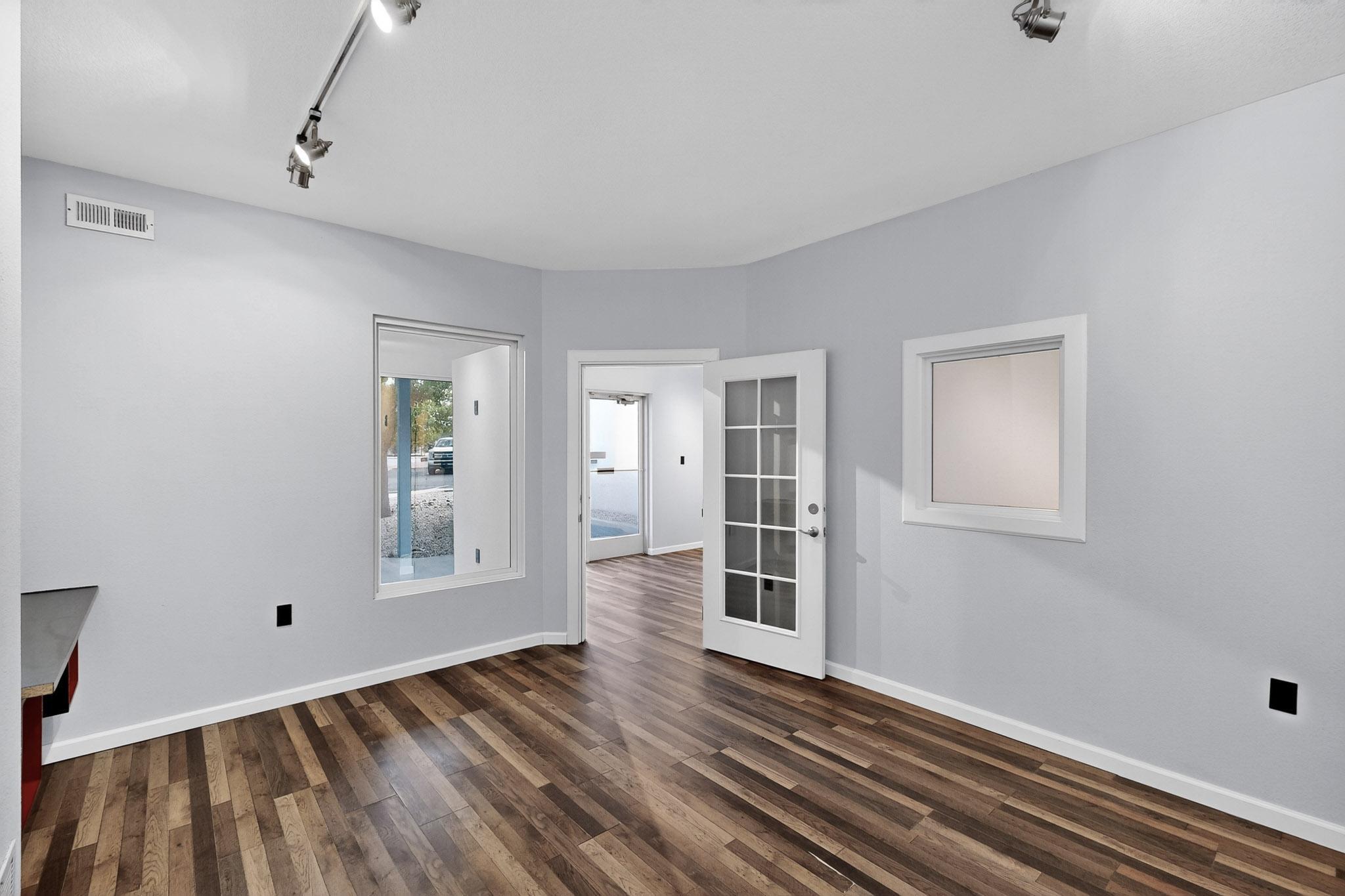 Photo 2 — 8612 PASEO ALAMEDA NE B