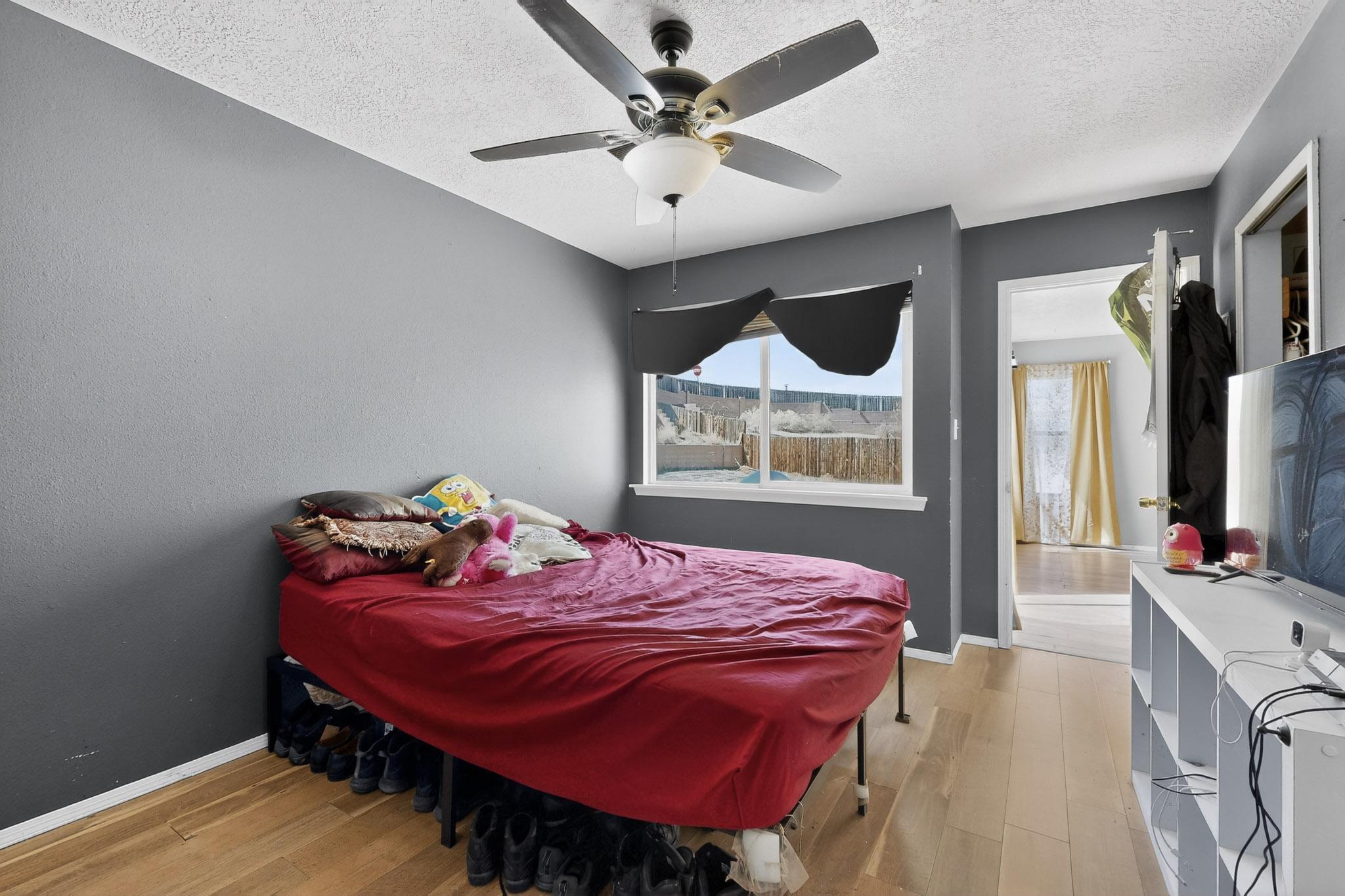 Photo 15 — 1800 Lee Loop NE