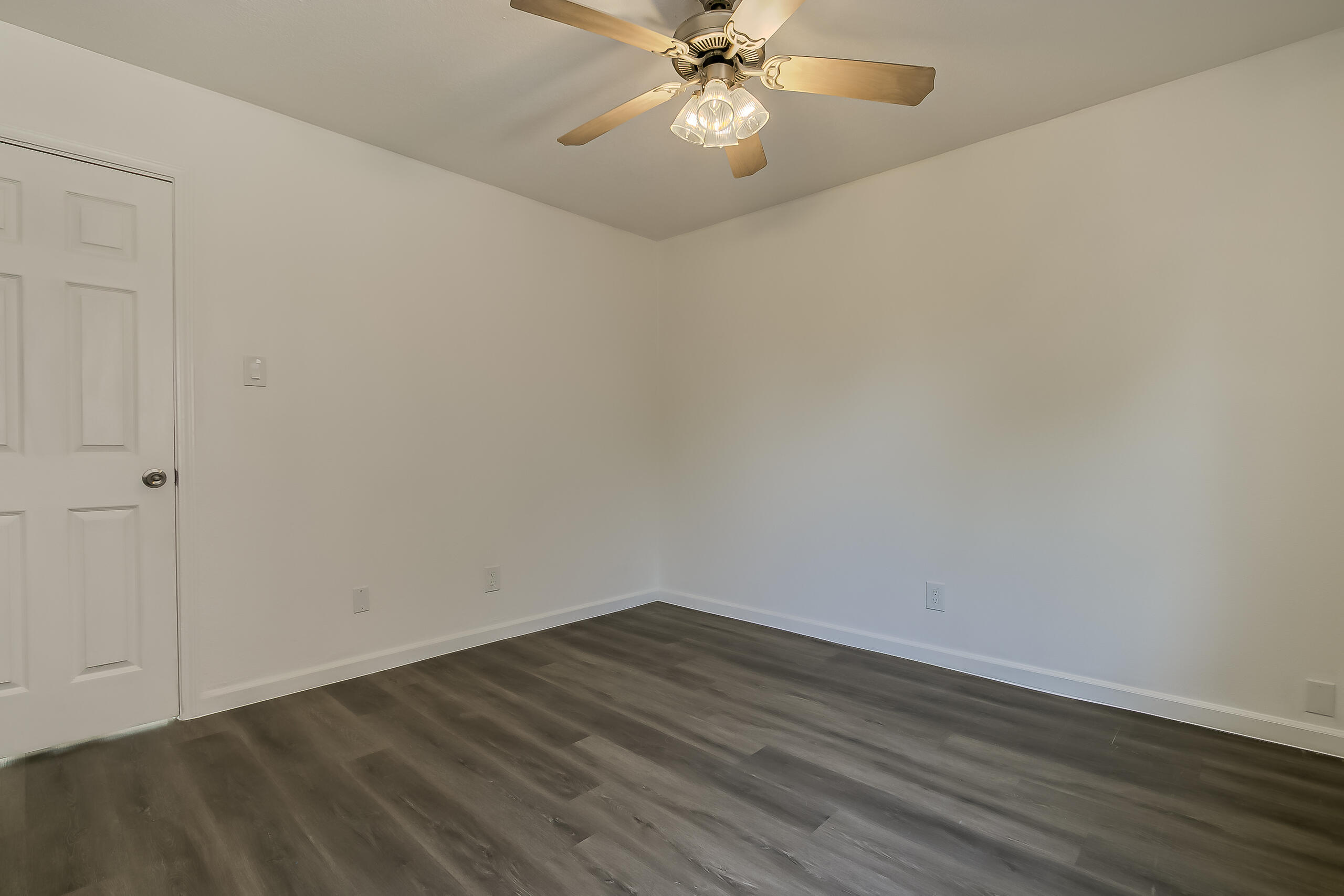 Photo 15 — 3919 San Isidro Street NW