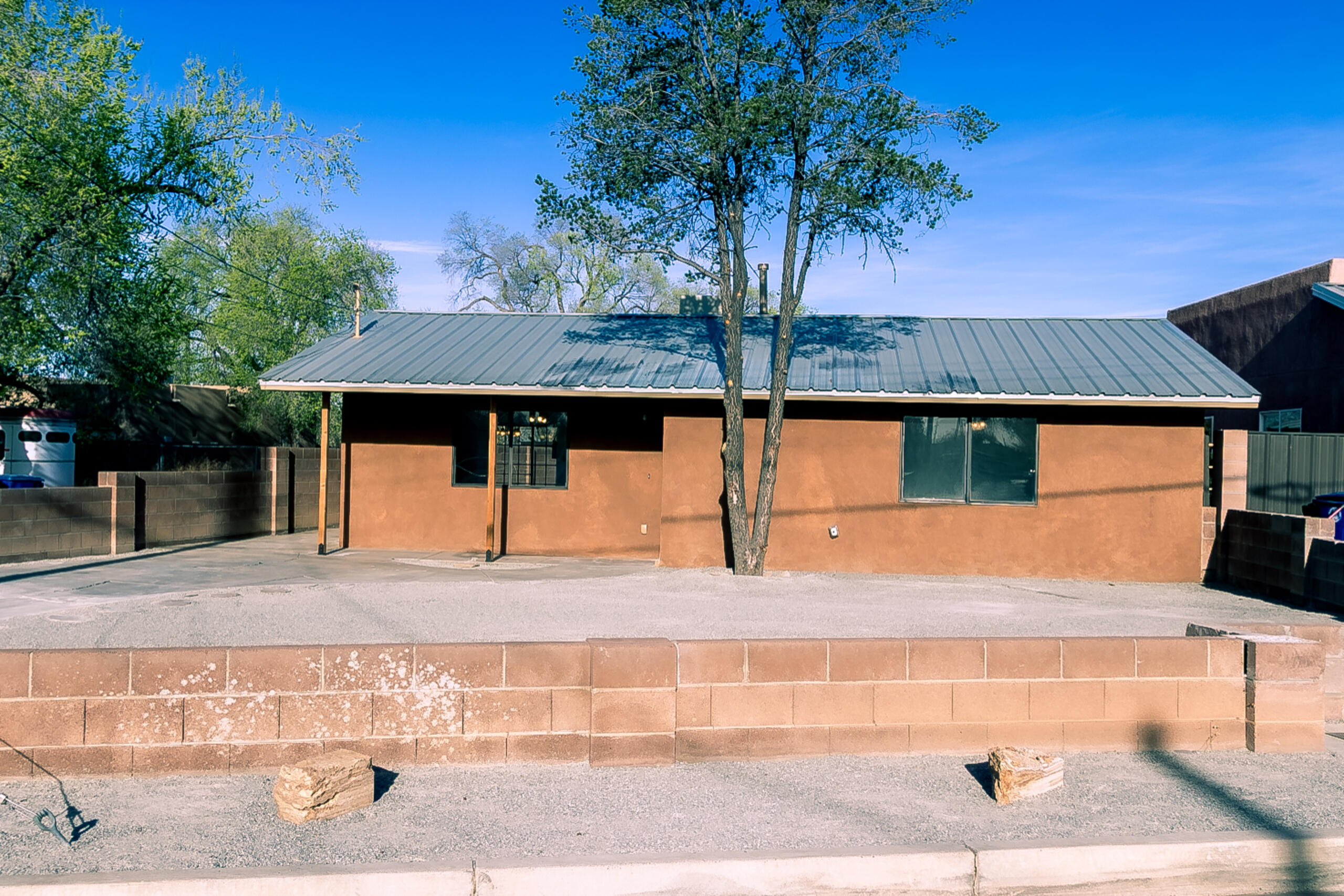 Photo 3 — 3919 San Isidro Street NW
