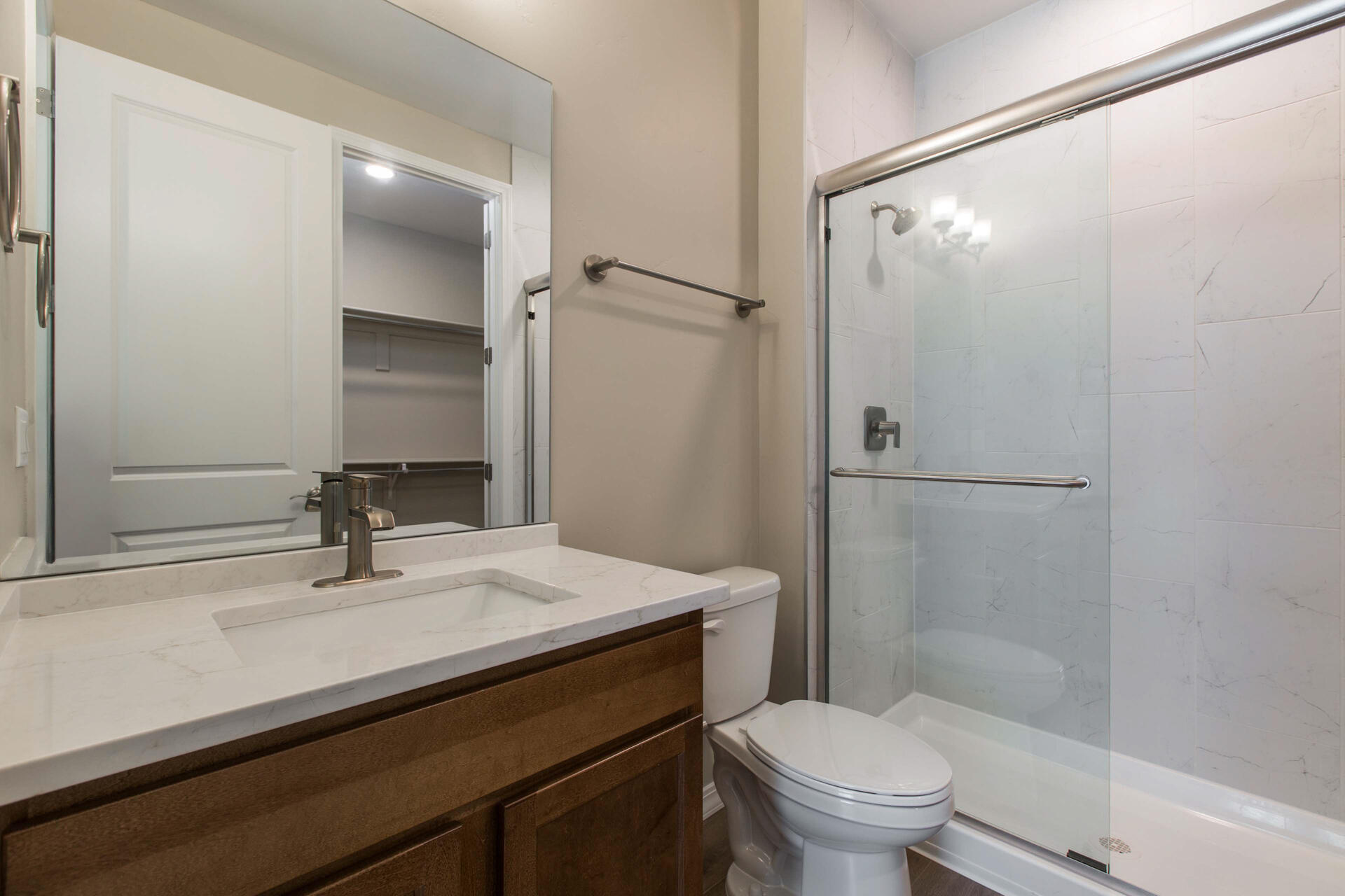 Photo 10 — 6929 Archer Road NE