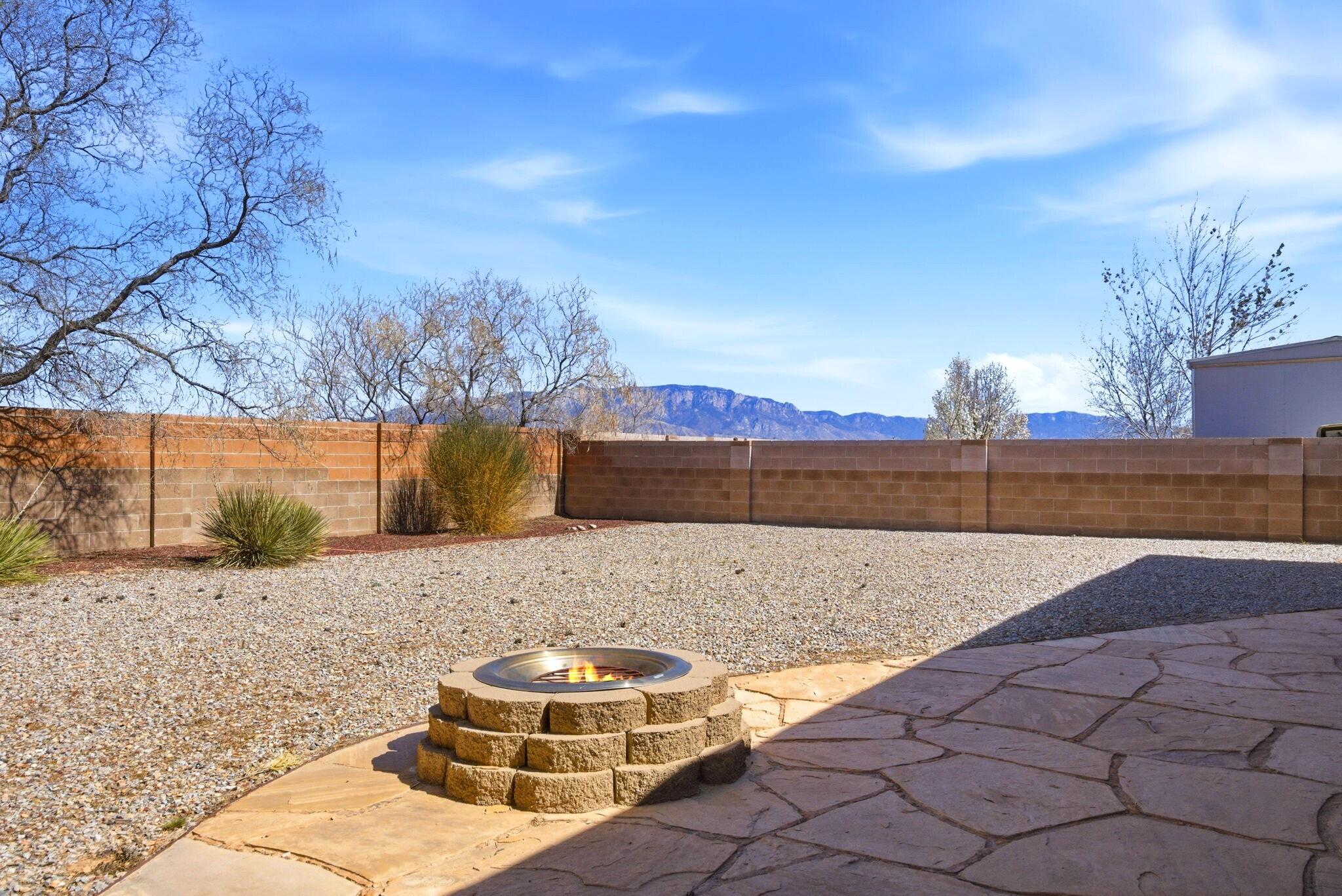 Photo 5 — 2881 Chessman Drive SE