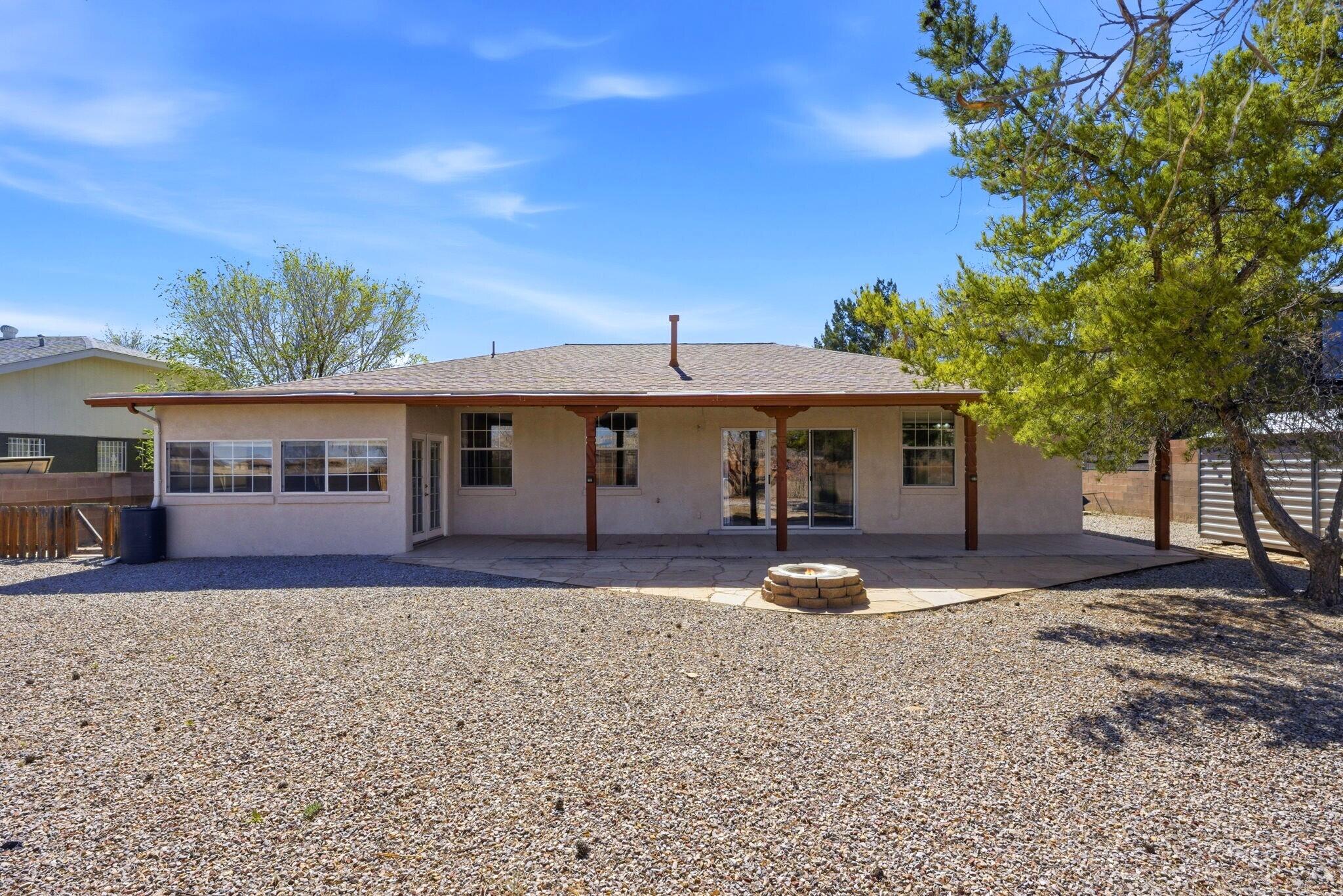 Photo 4 — 2881 Chessman Drive SE