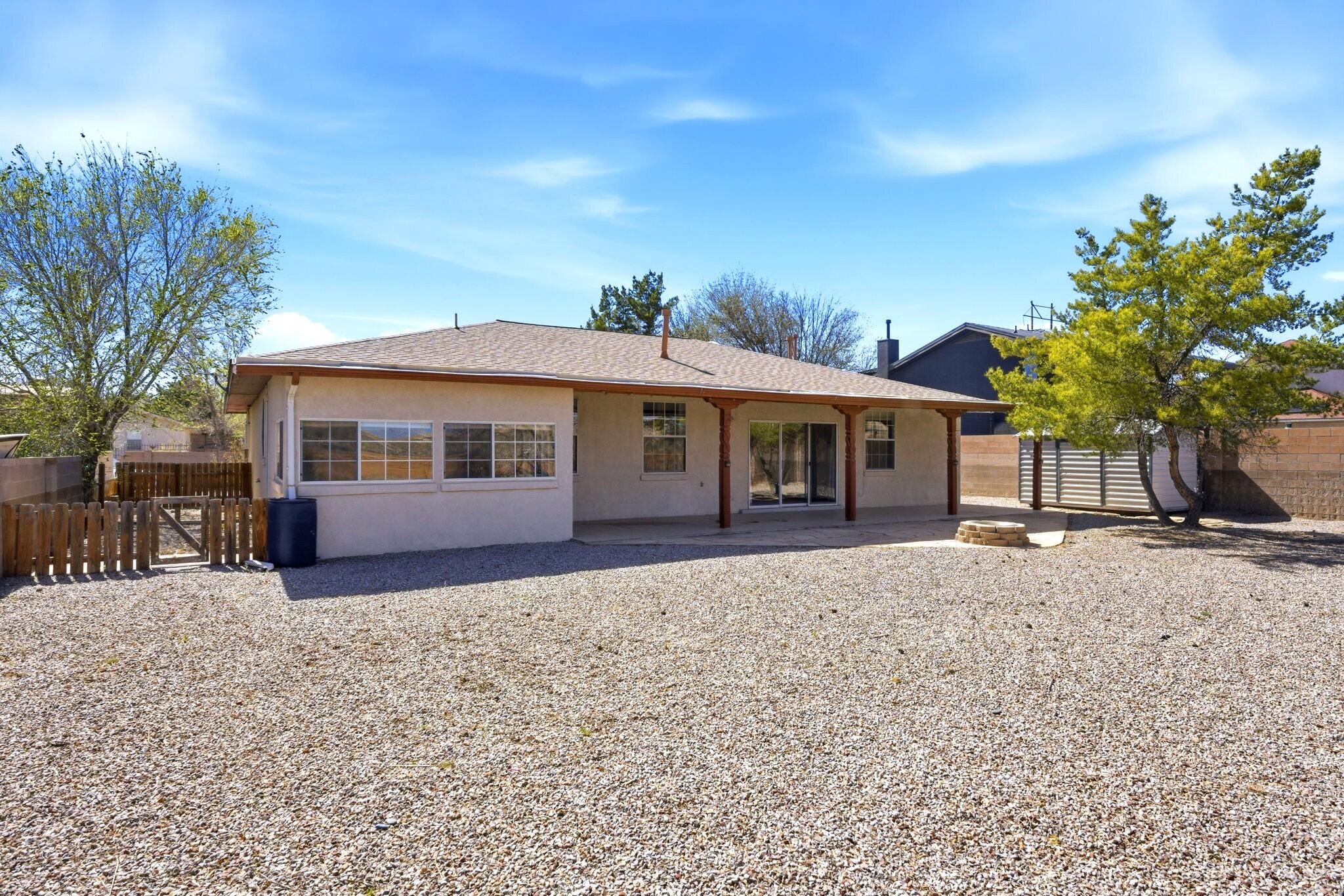 Photo 3 — 2881 Chessman Drive SE