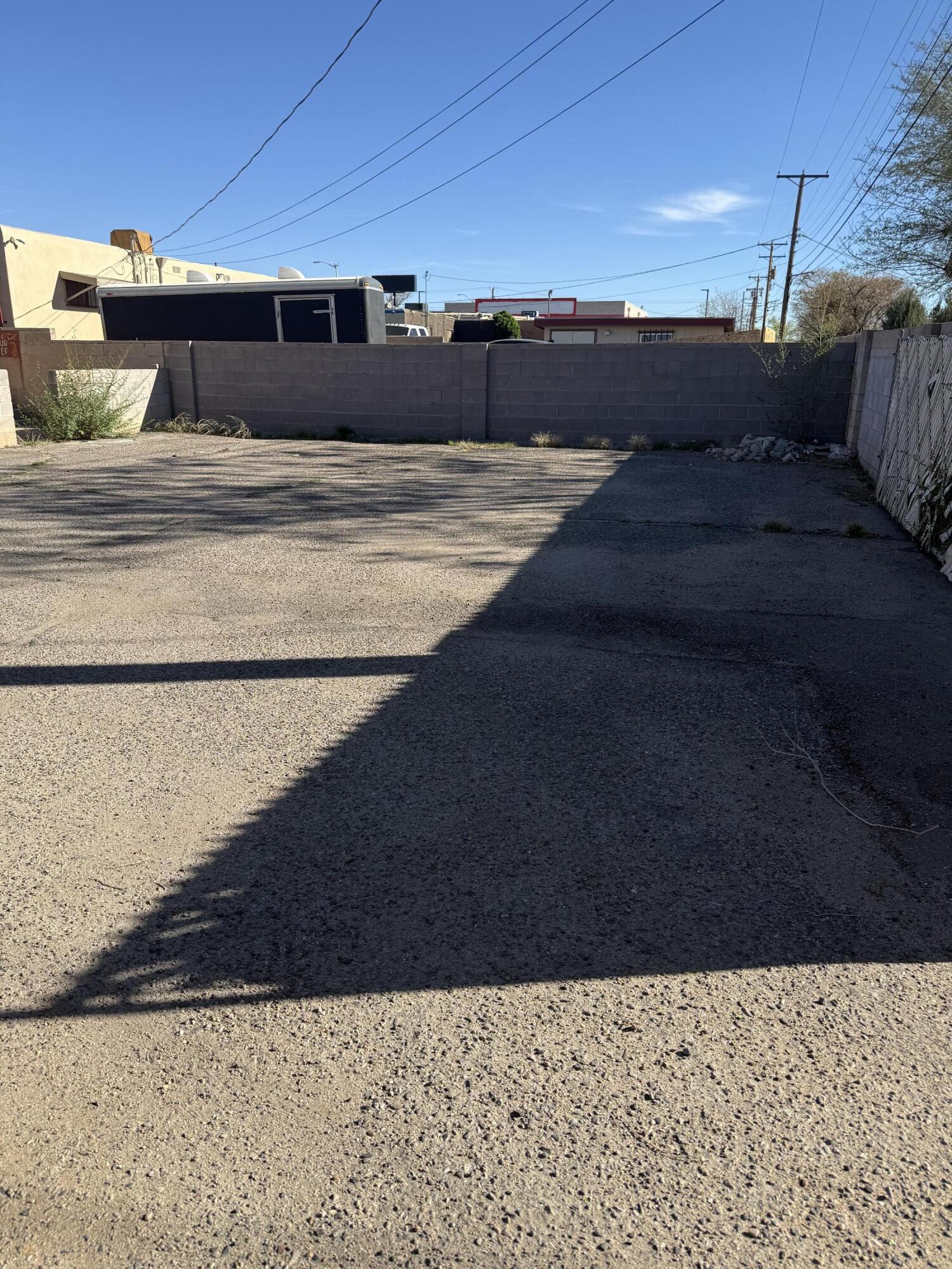 Photo 2 — 2837 San Mateo Boulevard NE