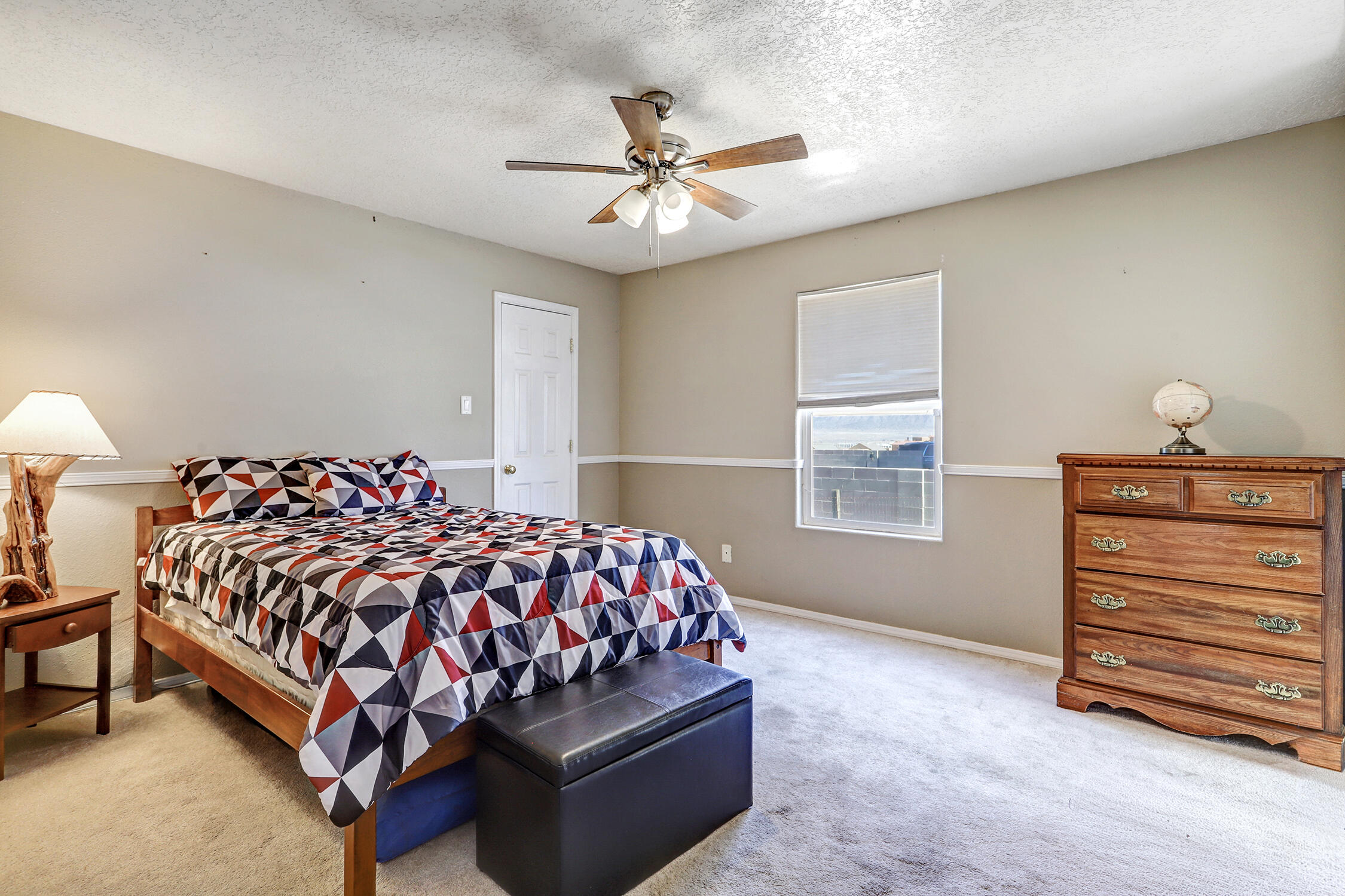 Photo 10 — 5751 Cody Road NE