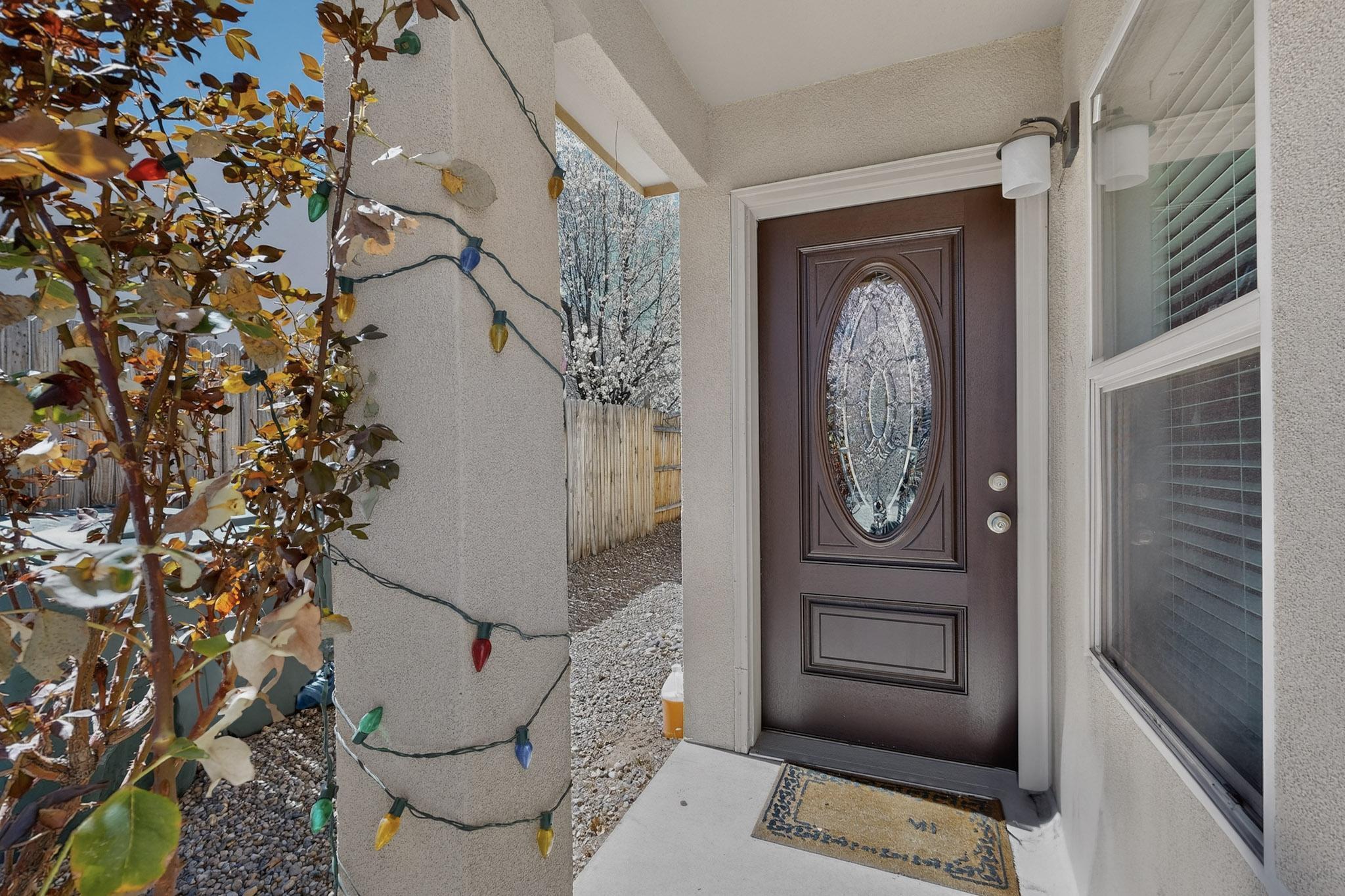 Photo 2 — 3050 Primo Colores Street