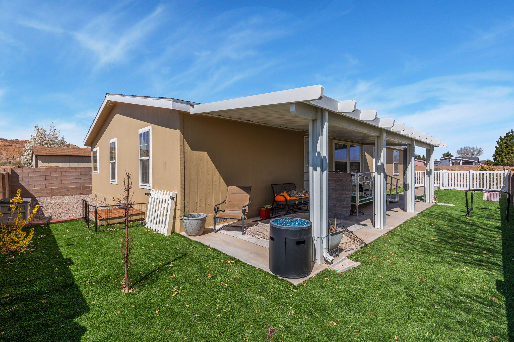 Photo 17 — 303 Sunrise Bluffs Drive