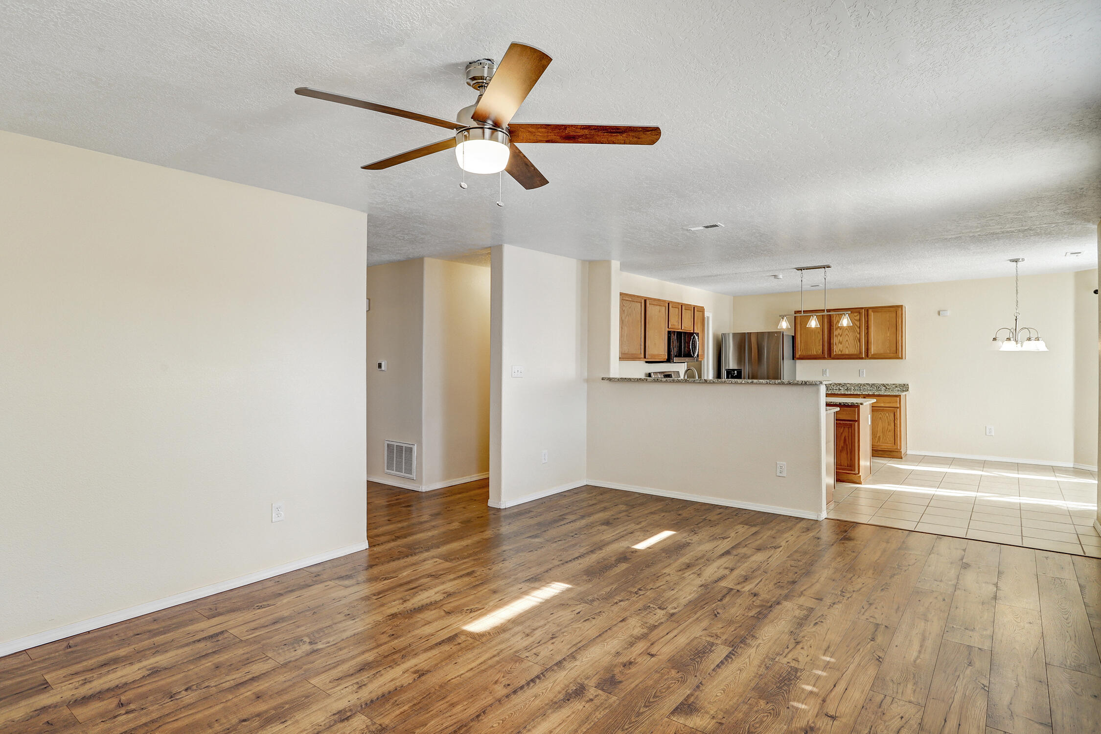 Photo 20 — 5724 Sandoval Drive NE