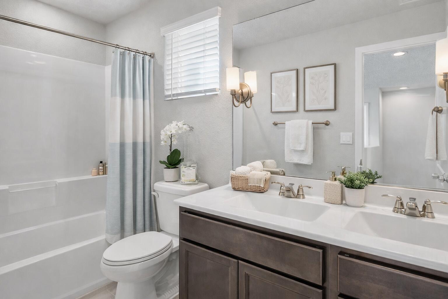 Photo 4 — 889 Tazanita Loop SE