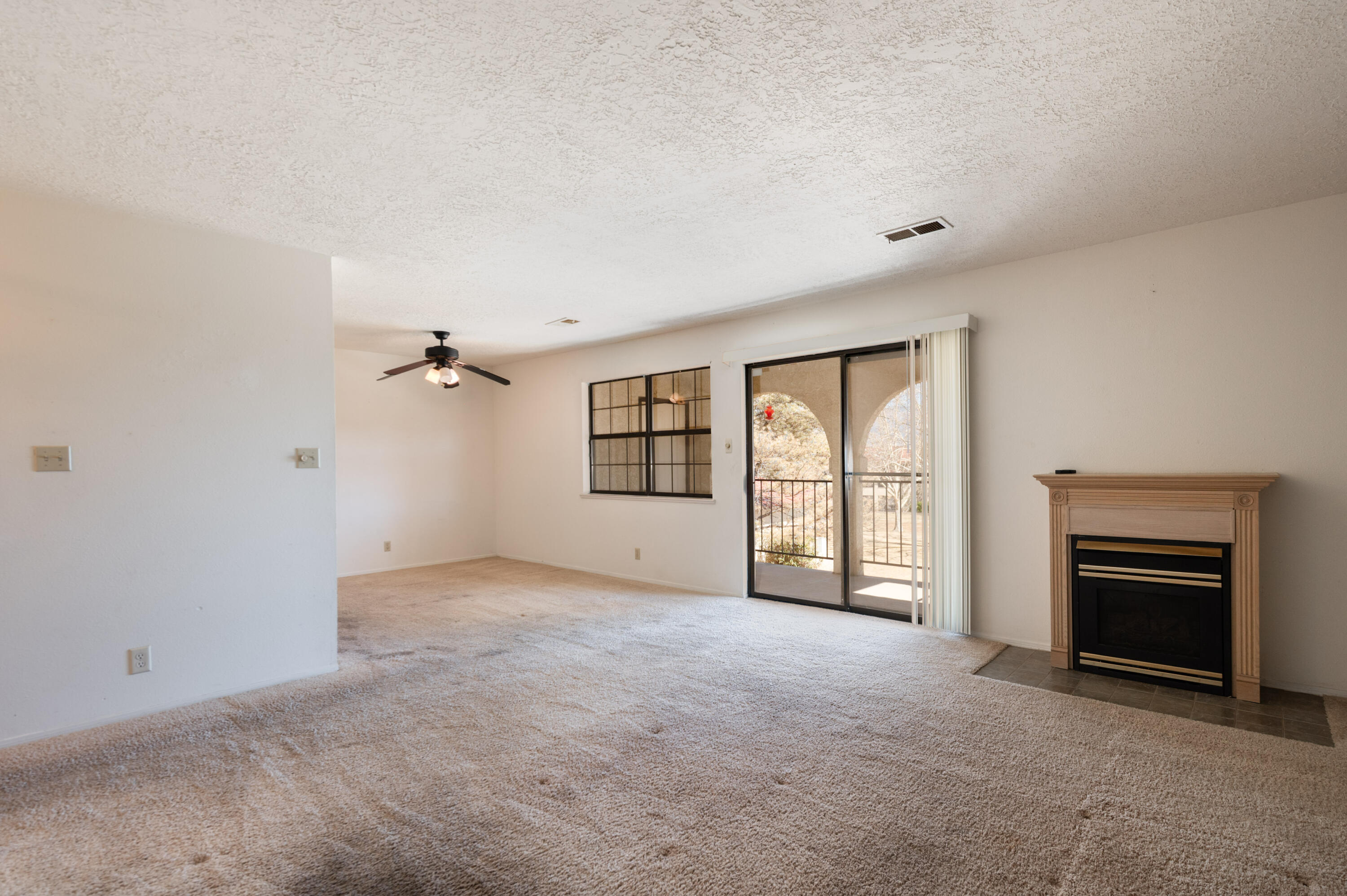Photo 11 — 833 Country Club Drive SE APT 2A