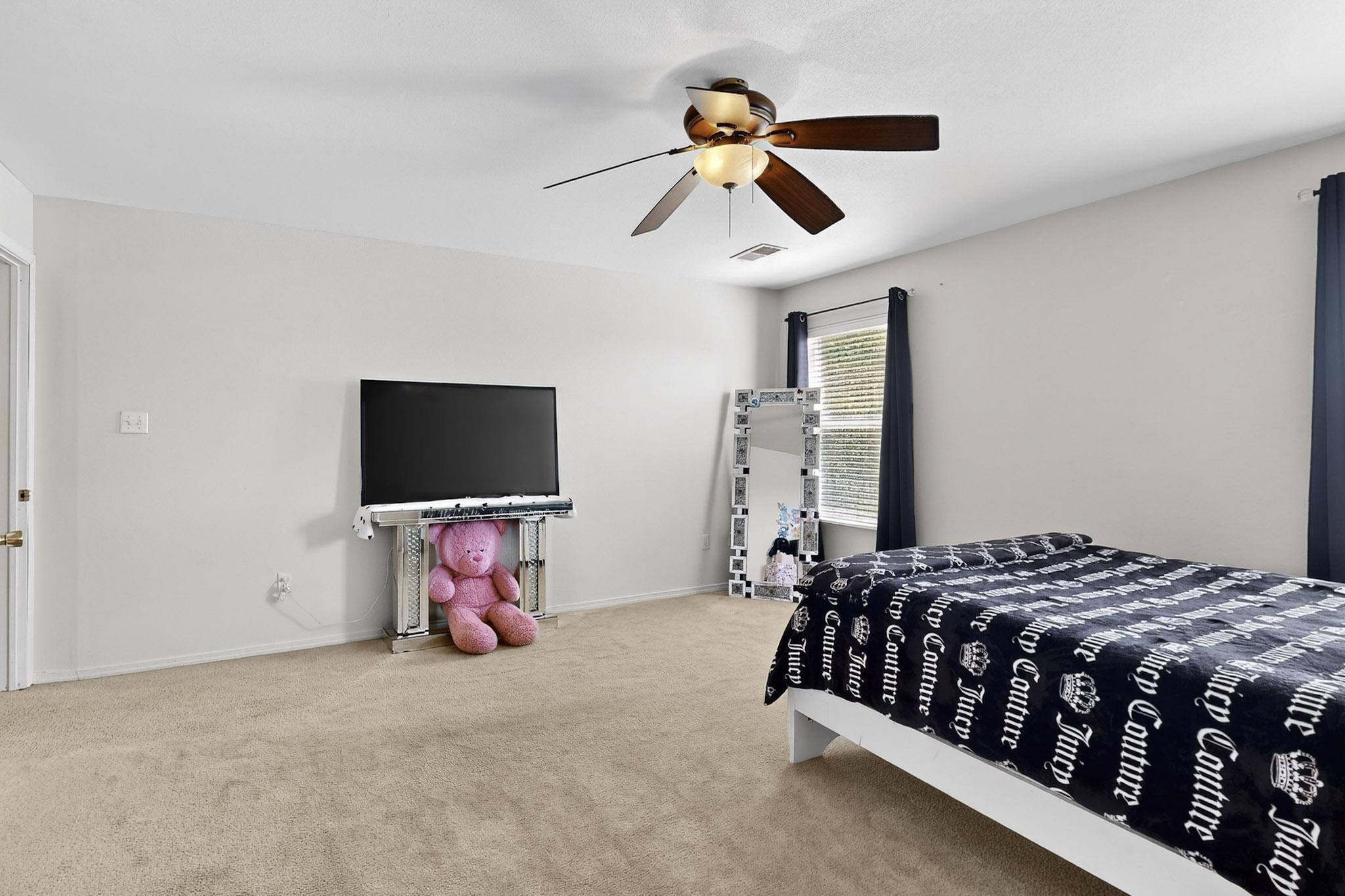 Photo 17 — 409 Playful Meadows Drive NE