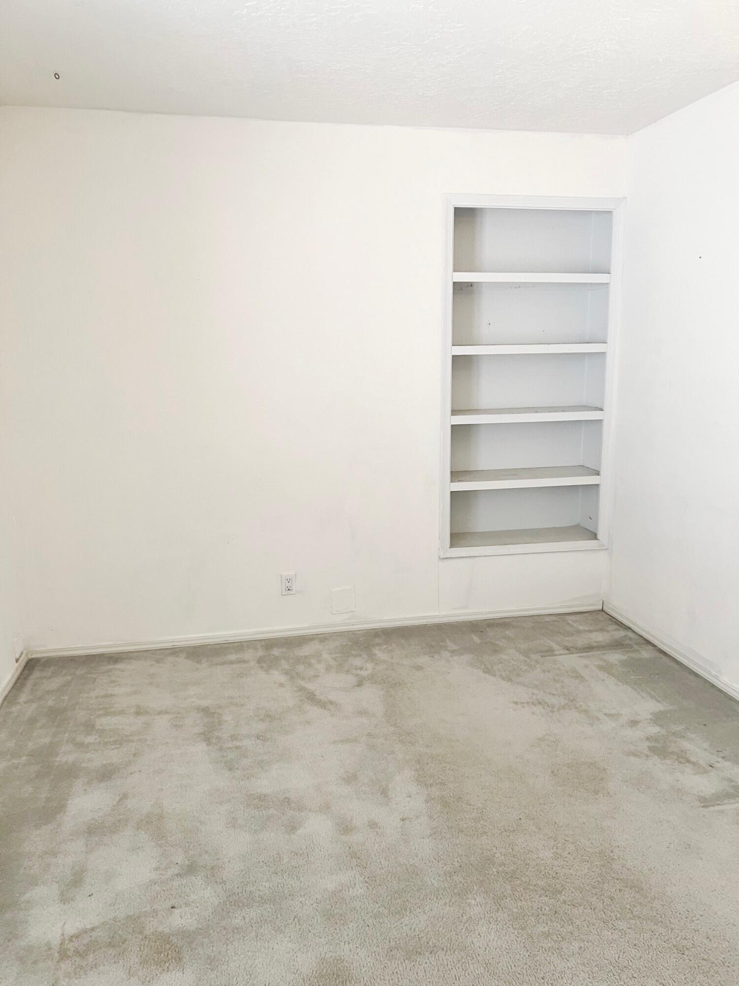 Photo 18 — 8700 Canyon Run Road NE