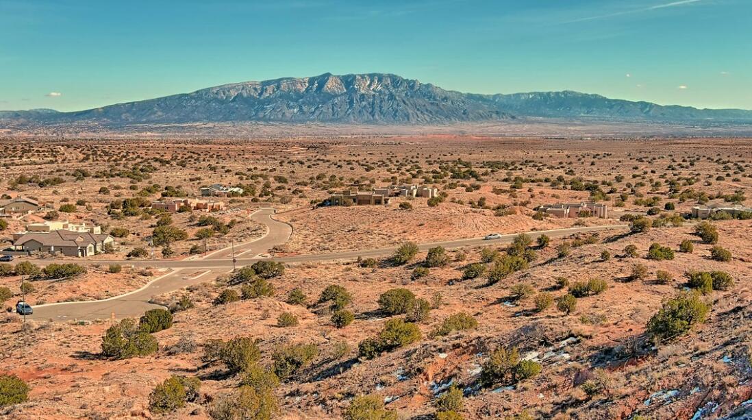 2305 Desert Marigold Road NE, Rio Rancho, NM 87144