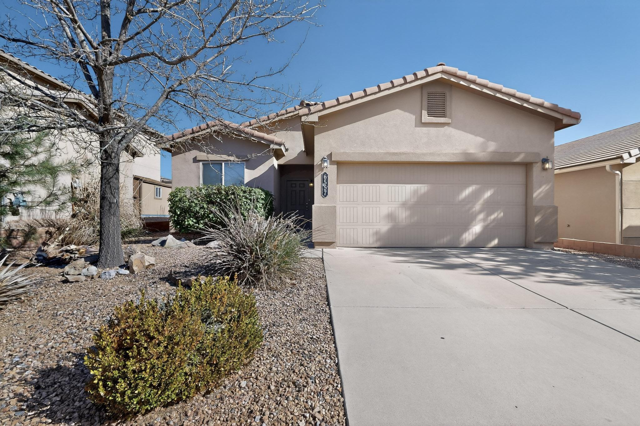 6557 Cliff Dweller Road NW