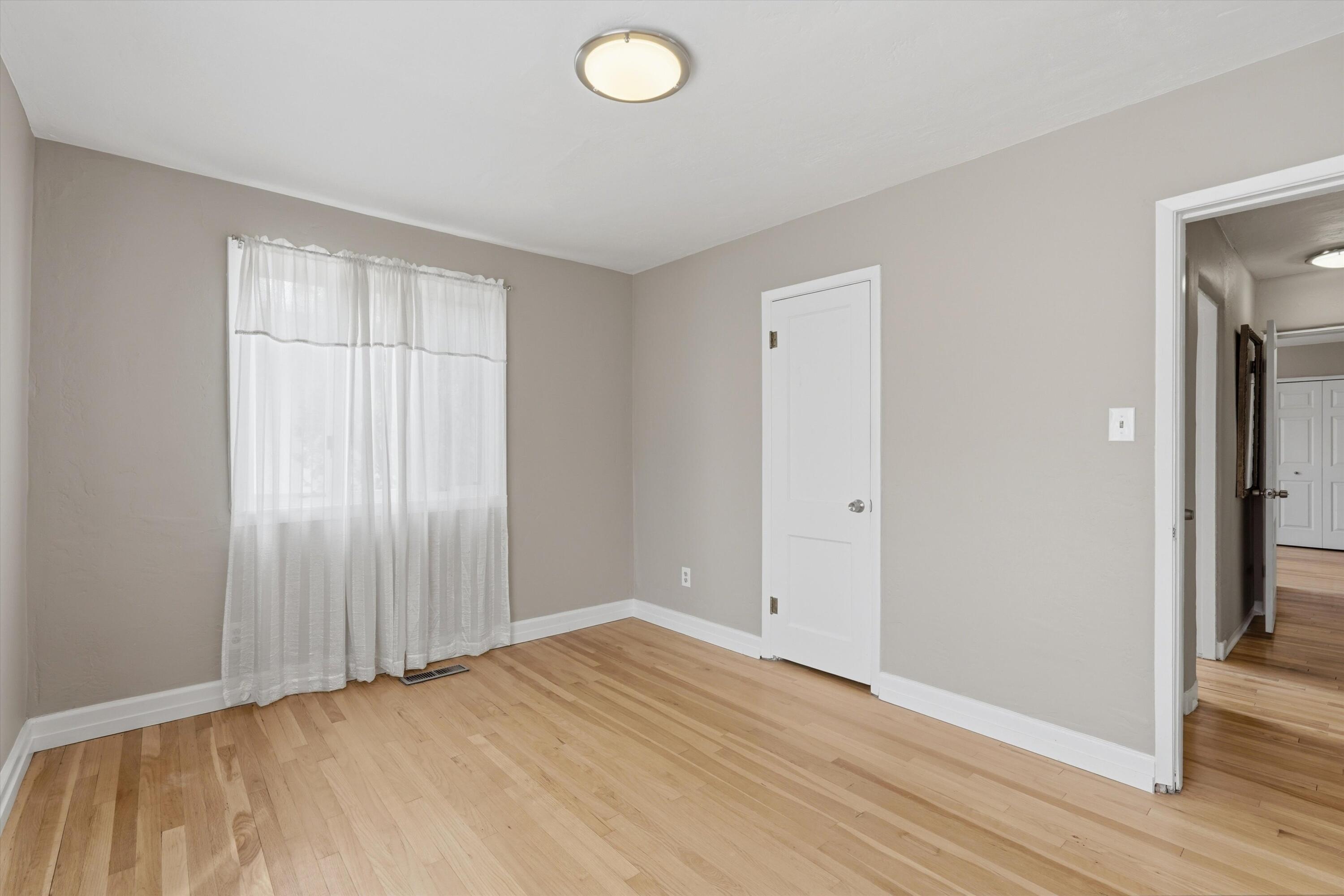 Photo 14 — 1506 Ridgecrest Drive SE